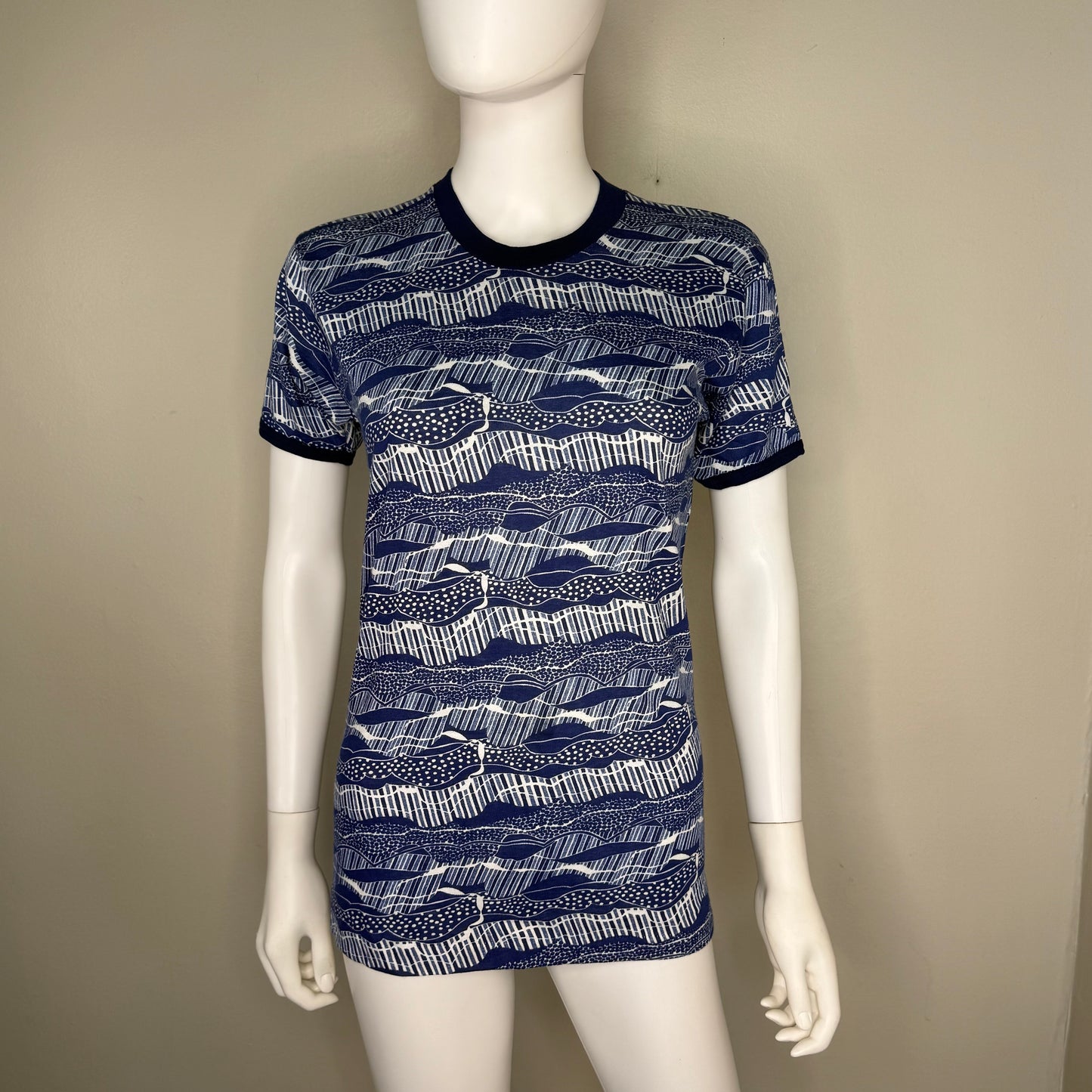 1970s Blue and White Abstract Waves All Over Print Ringer T-Shirt, Krone Norway Size Small