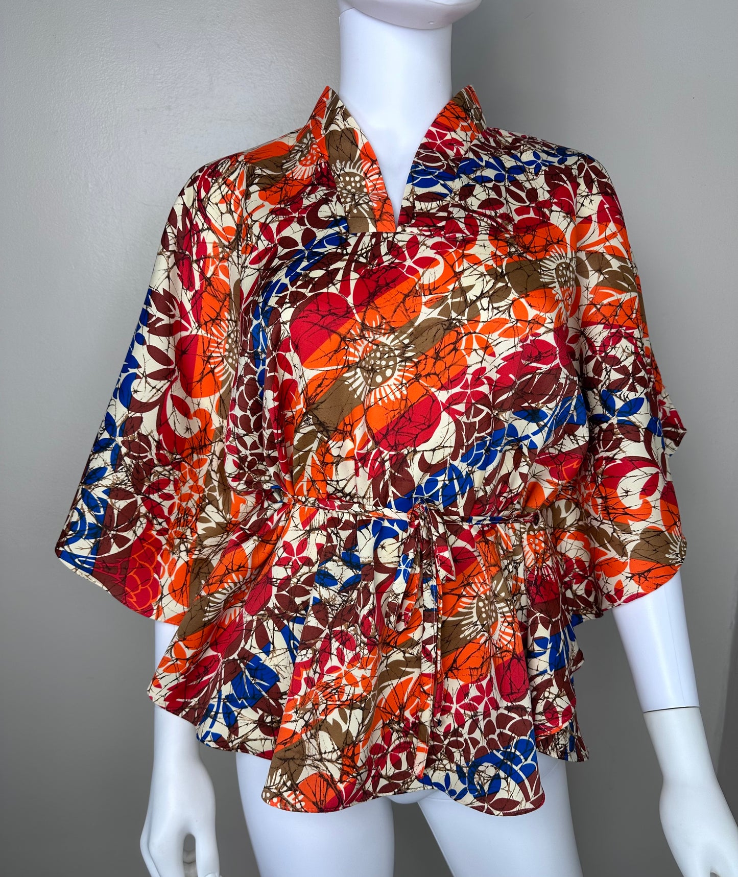 1980s Hawaiian Floral Caftan Blouse, Sand Pebble of Hawaii, Open Sizing