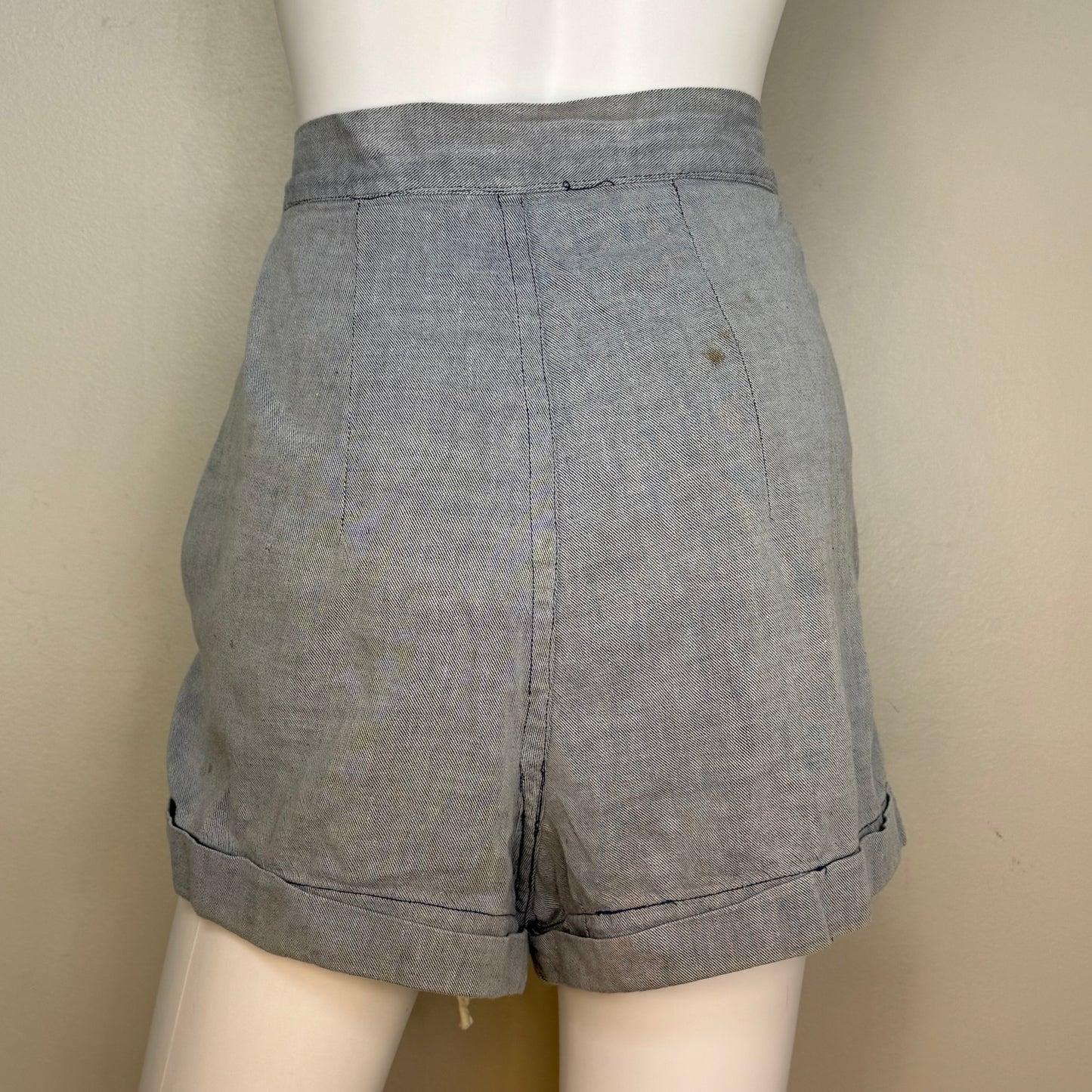 1940s Maternity Chambray Shorts, Handmade Size Medium