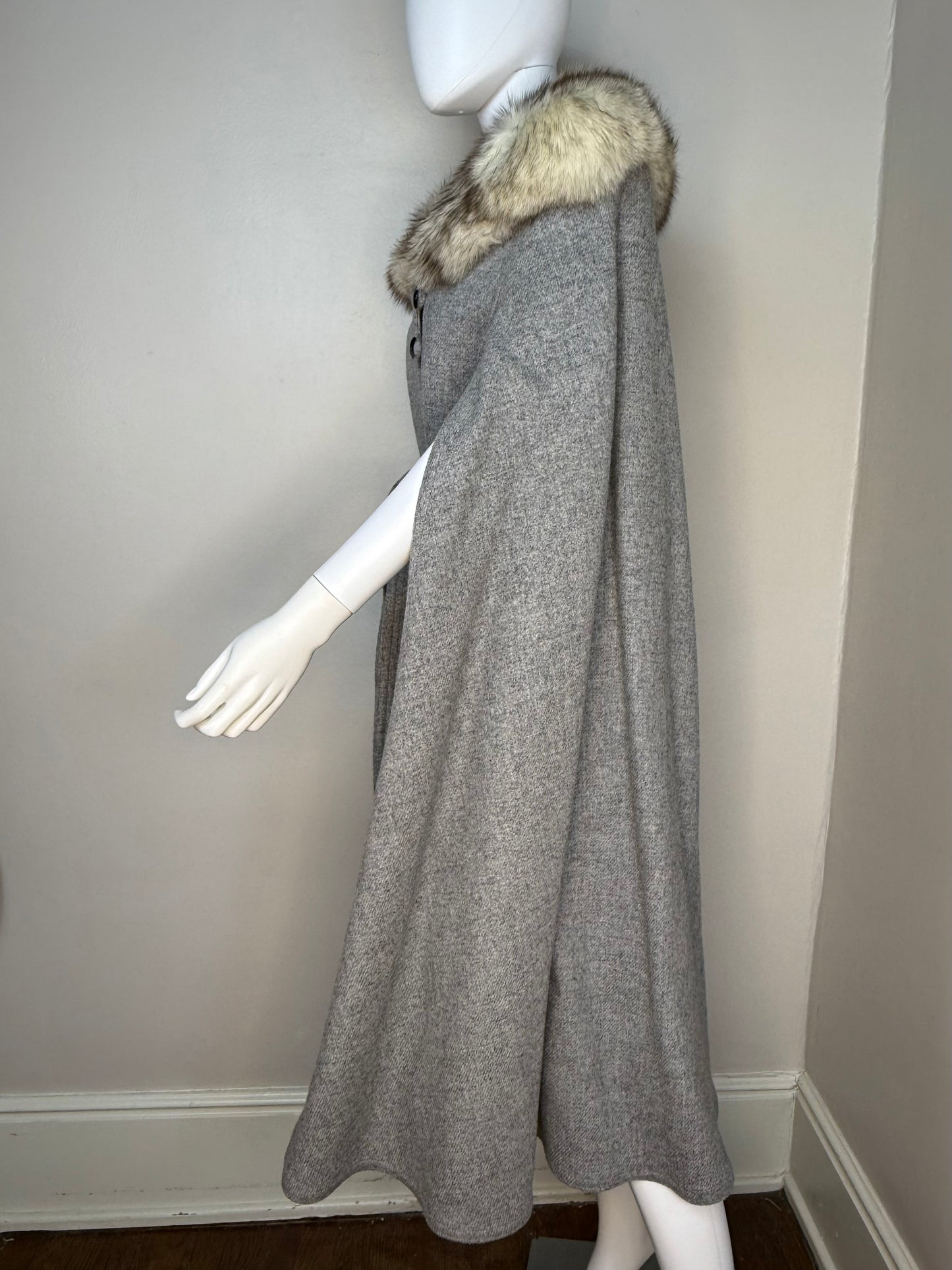 1960s/70s Grey Wool Cape with Fox Fur Collar, Size Medium, The American Way with Wool