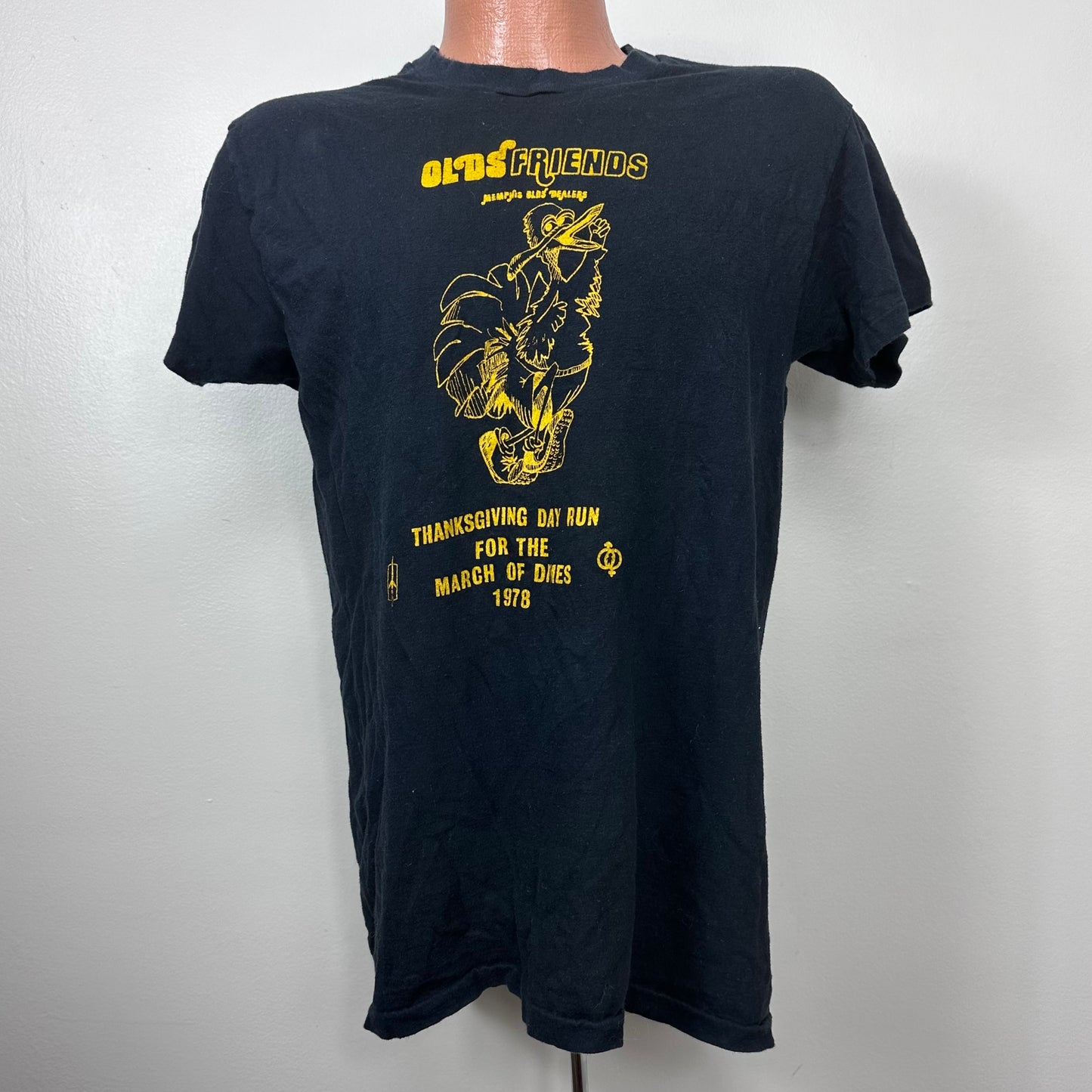 1970s Memphis Olds Dealers T-Shirt, Hanes Size Medium, Olds Friends Thanksgiving Day Run for the March of Dimes 1978