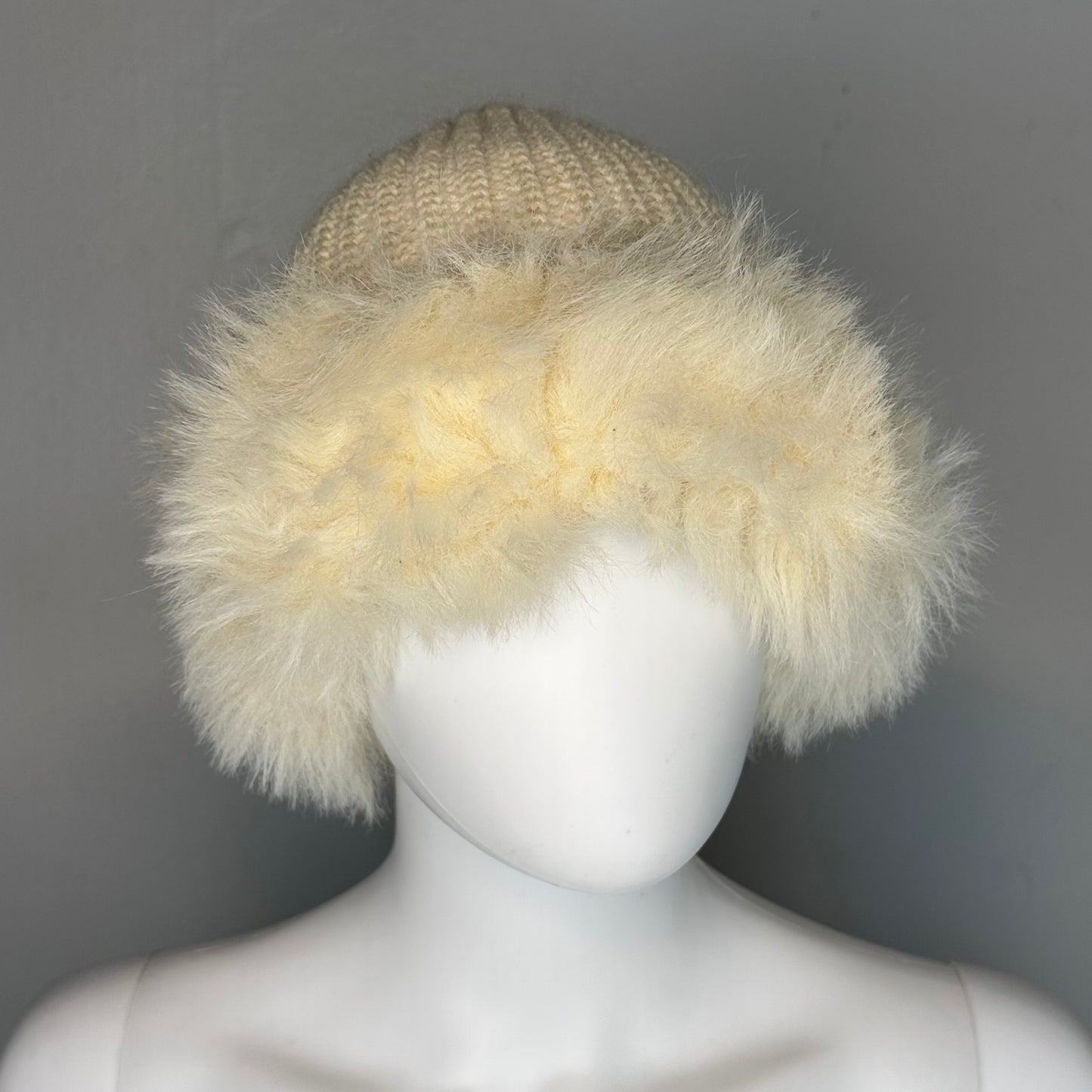 Vintage Cream Knit Hat with Faux Fur Trim