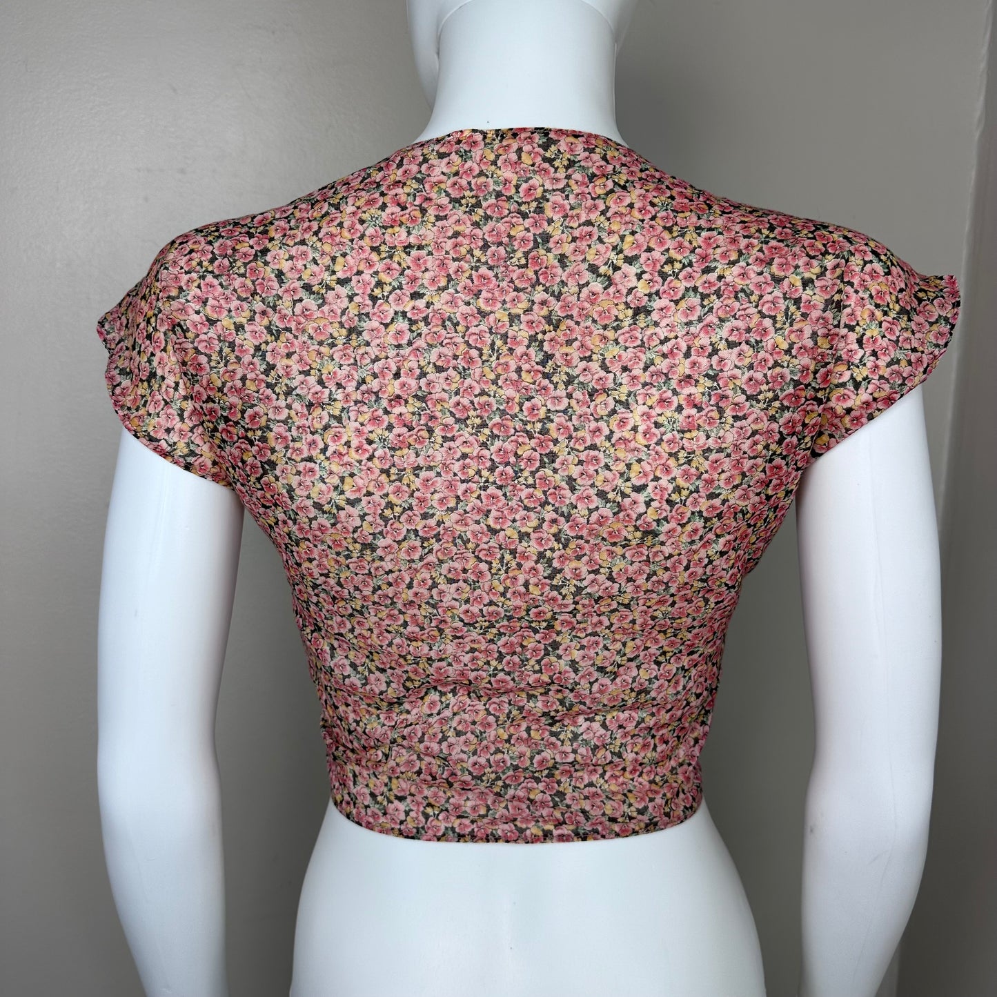 1970s Sheer Floral Cropped Tie Front Blouse, Size XS-Small