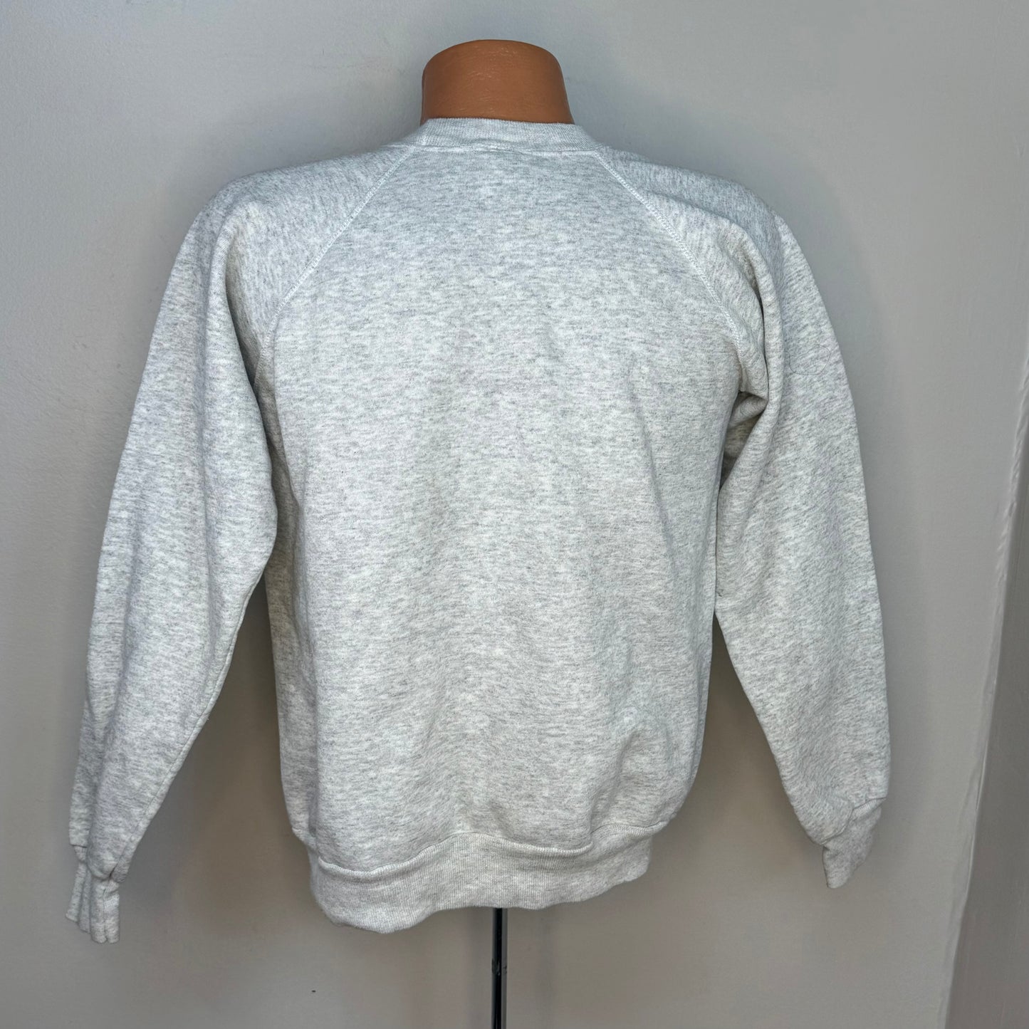 1990s Walt Disney Christmas Sweatshirt, Mickey Unlimited Size M, Mickey Mouse and Friends, We Wish You A Merry Christmas