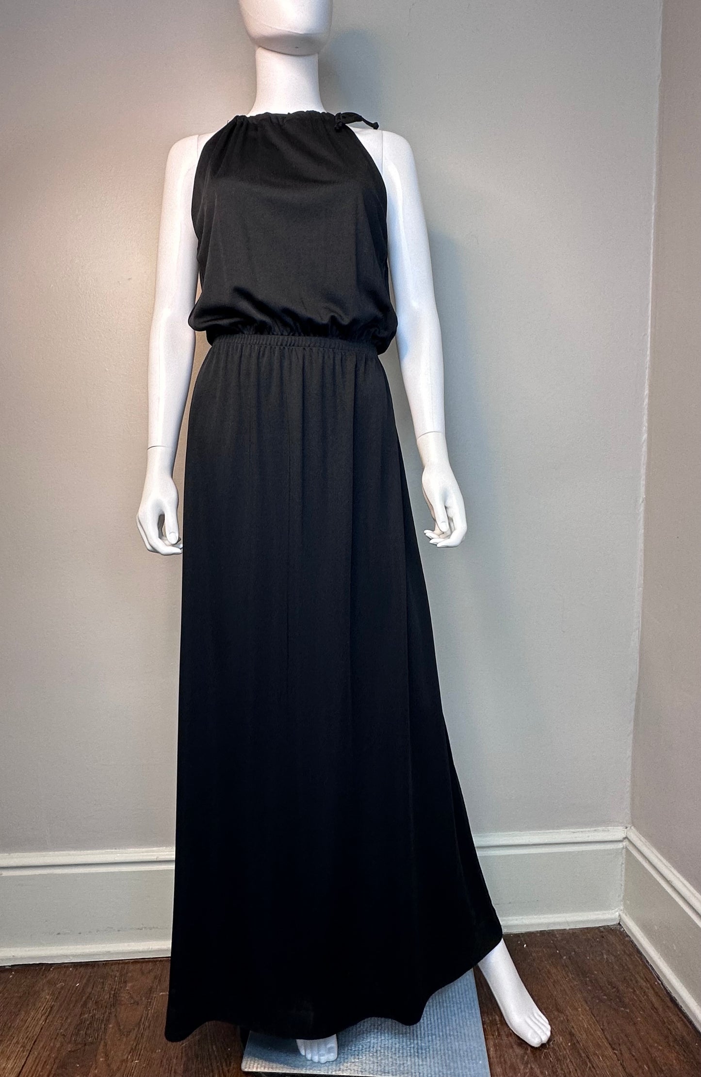 1970s Black Sleeveless Maxi Dress, Career Guild Size Medium, Drawstring Neck, Back Keyhole