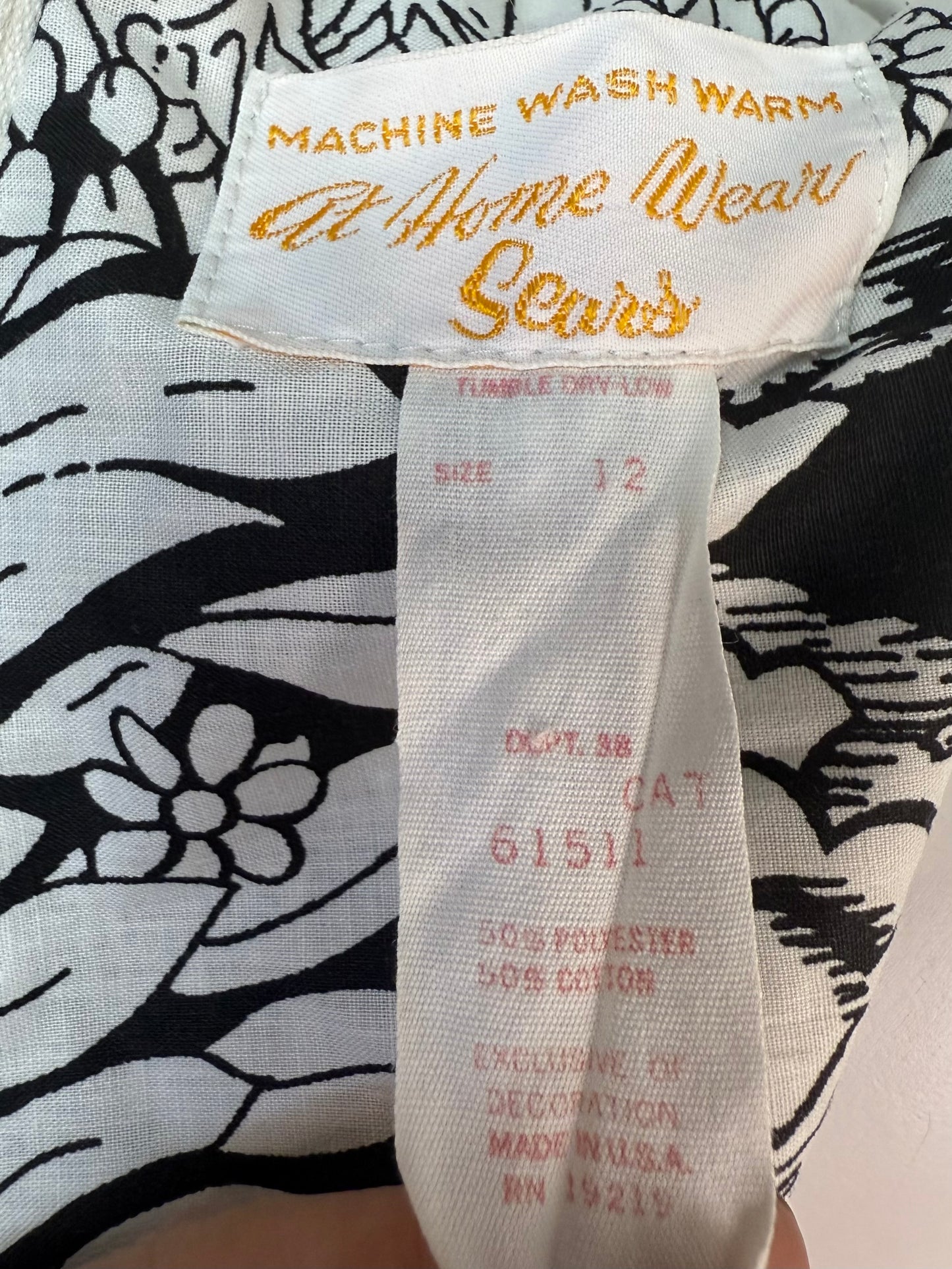 1970s Black and White Psychedelic Print Wide Leg Sleeveless Jumpsuit, Sears At Home Wear Size Small Medium