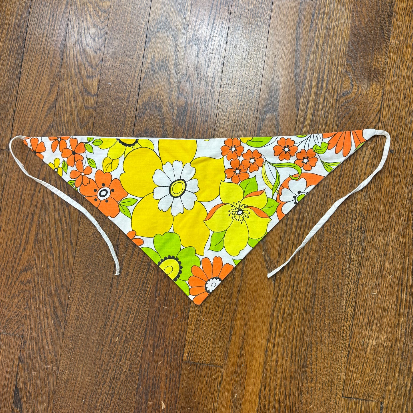 1960s Floral Head Scarf, Niagara Falls Canada Souvenir