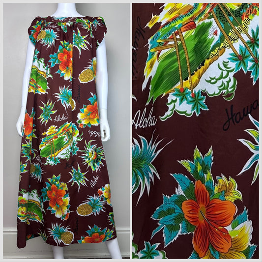 1970s Hawaiian Maxi Dress, Size Medium, Brown Novelty Print Floral, Aloha Hawaii, Pineapples