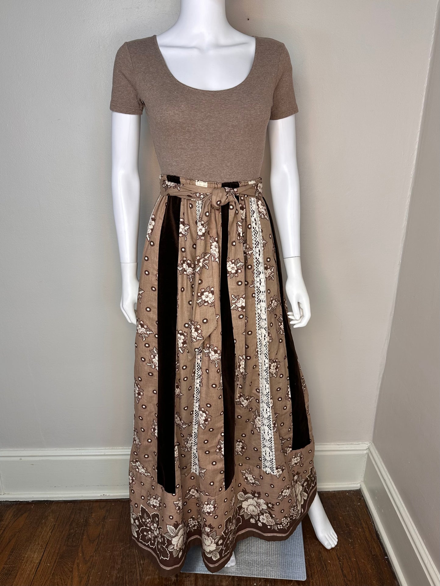 1970s Mocha Brown Floral, Lace, and Brown Velvet Patchwork Maxi Skirt, Mr Hank Size XS-Small