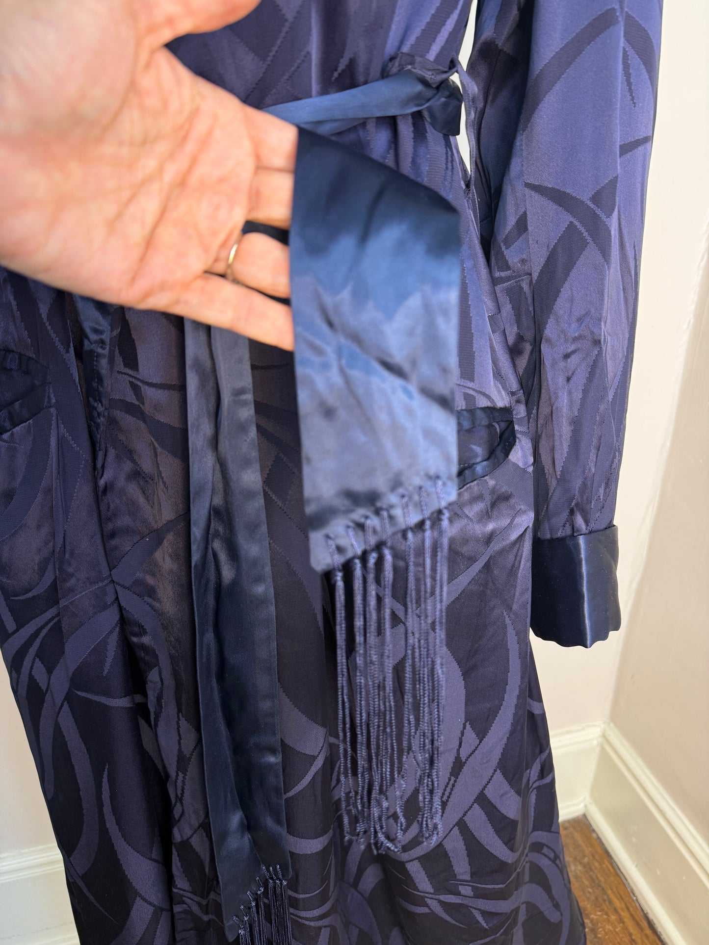 1930s/40s Men’s Navy Blue Satin Jacquard Lounging Robe, Smoking Jacket, Belt with Fringe Trim, Lowenstein’s Size Large