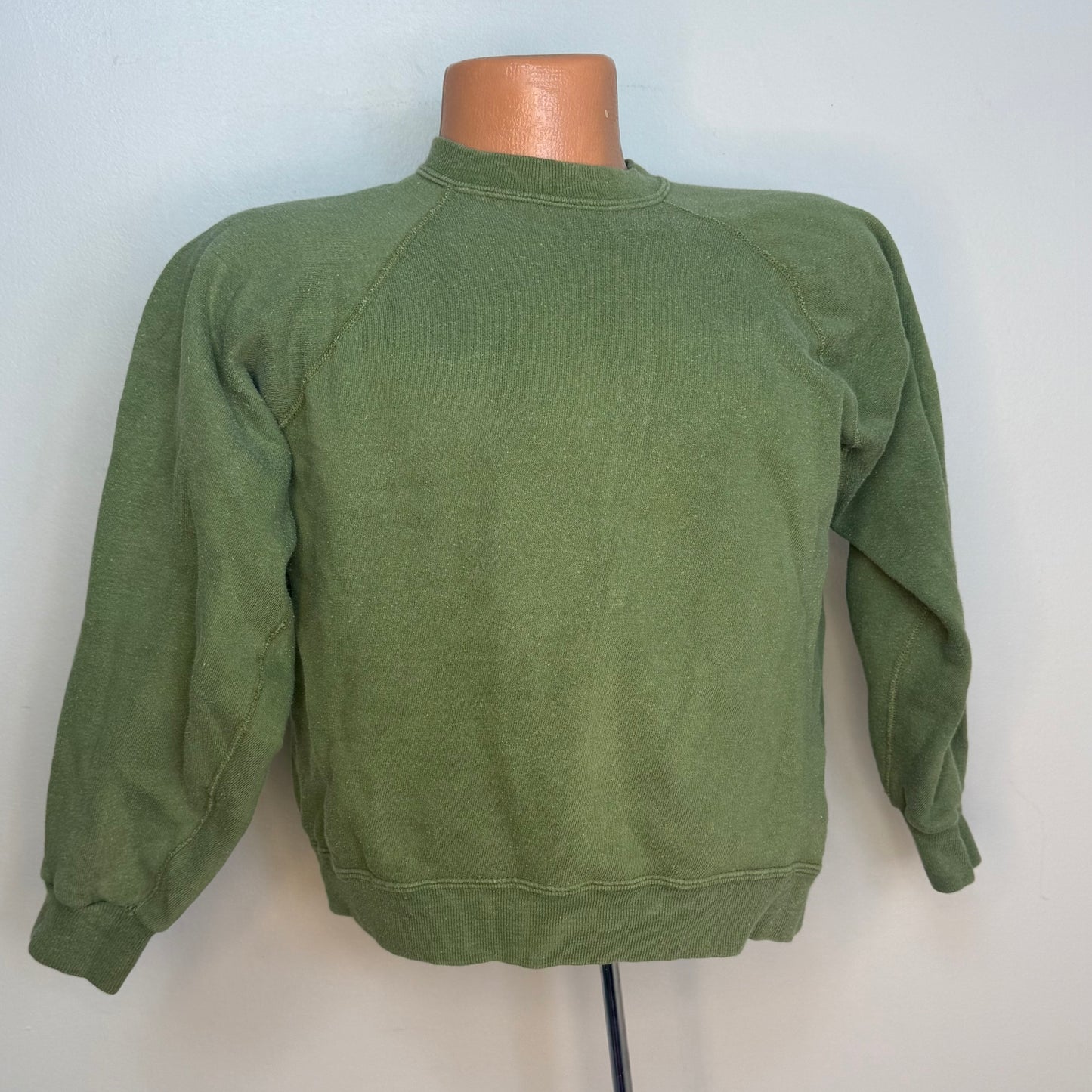 1960s/70s Green Sweatshirt with Underarm Gussets, Blank, Size Small