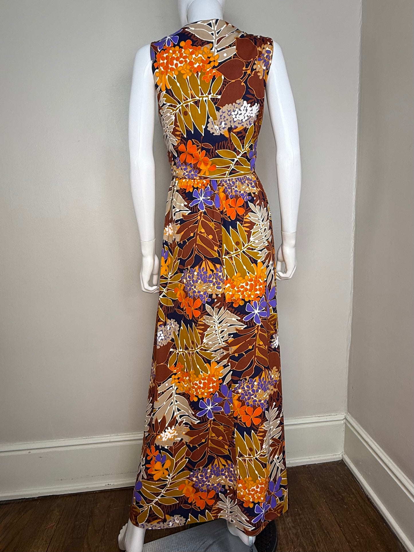 1970s Tropical Floral Maxi Dress, Collectors Items by Anne Fogarty Size Small/Medium