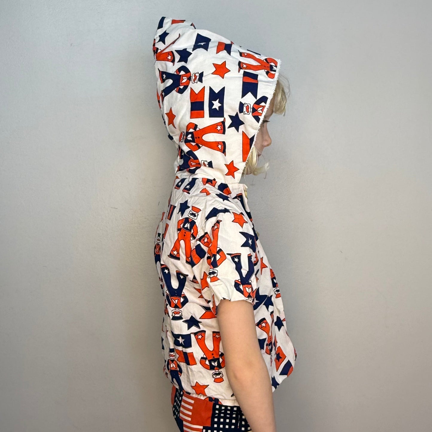 1960s/70s Kids’ Hooded Beach Shirt, Sailor Novelty Print, Sears Size 4/5