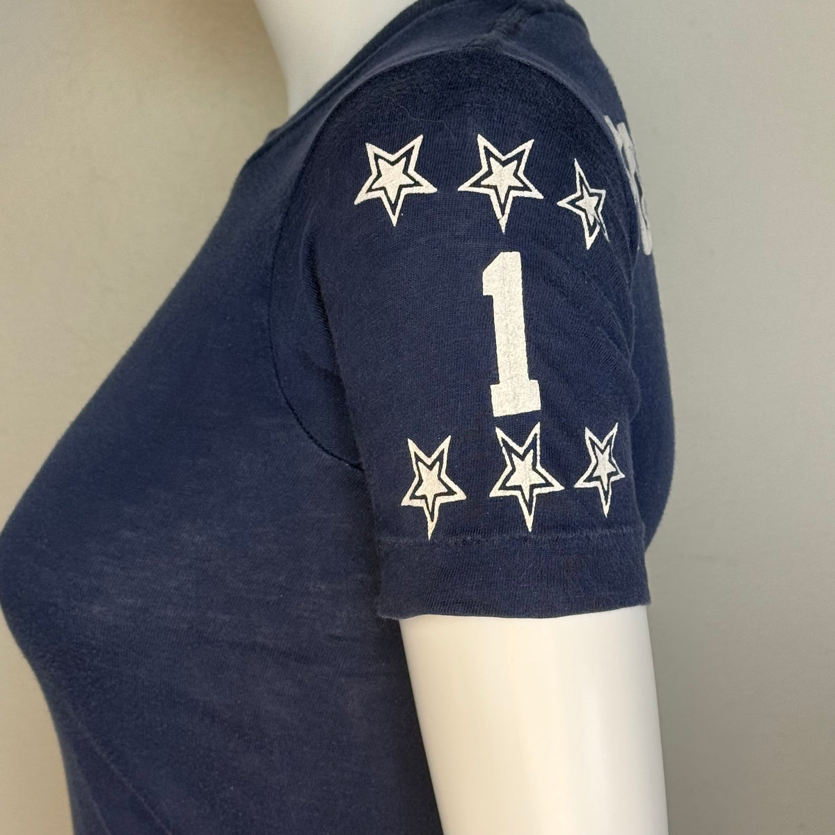 1970s Kids' Jersey T-Shirt, Fun Tees Sportswear Size Youth Medium/Adult XS, Fountain No. 1