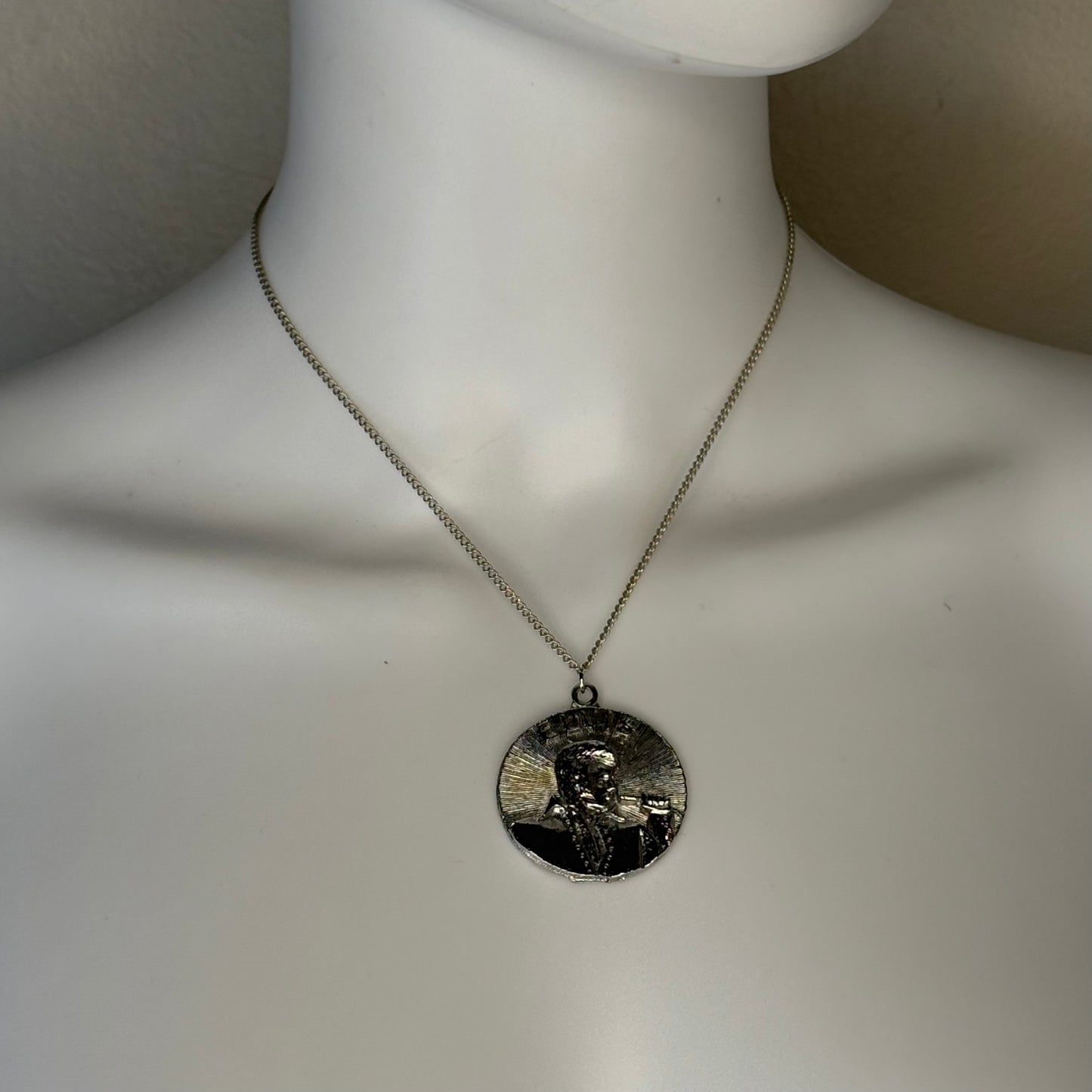 1970s Elvis Presley Necklace, King of Rock 1935-1977, Silver Tone Medallion, 16.25" Chain