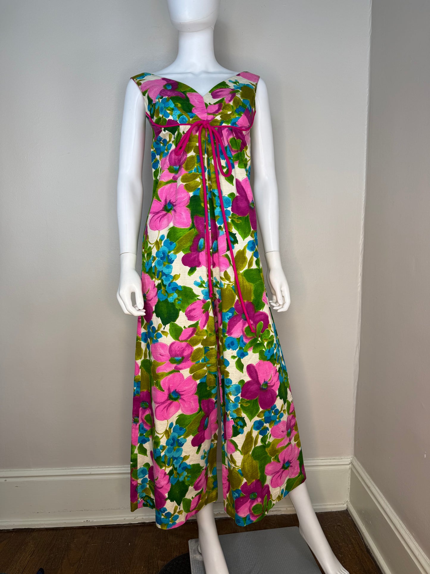 1960s Hawaiian Floral Cotton Barkcloth Jumpsuit, Wide Leg, Lauhala Hawaii Size XXS