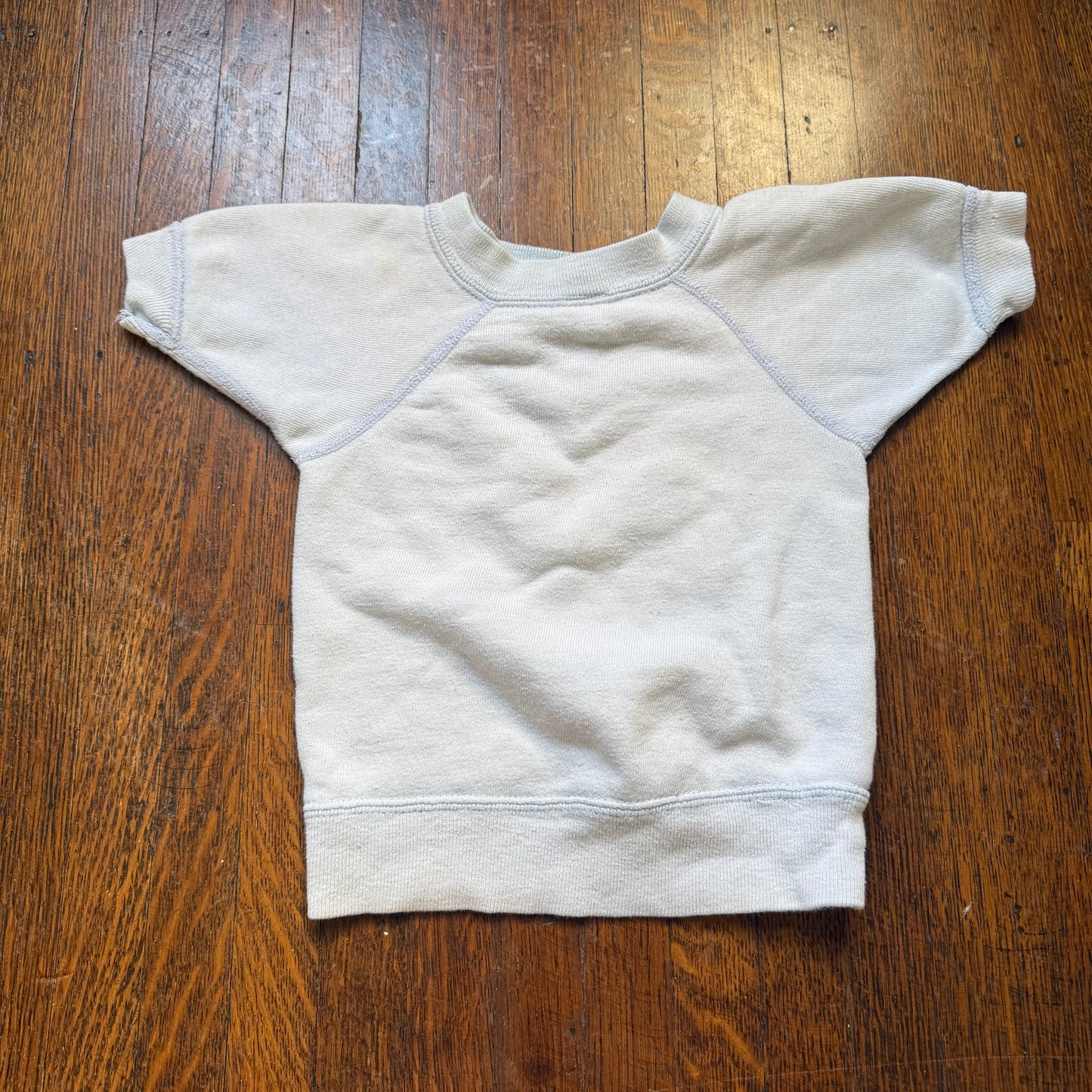 1960s Kids’ Rainbow Trout and Game Ranch Rockbridge MO Short Sleeve Sweatshirt, Allen A Size 12-18m