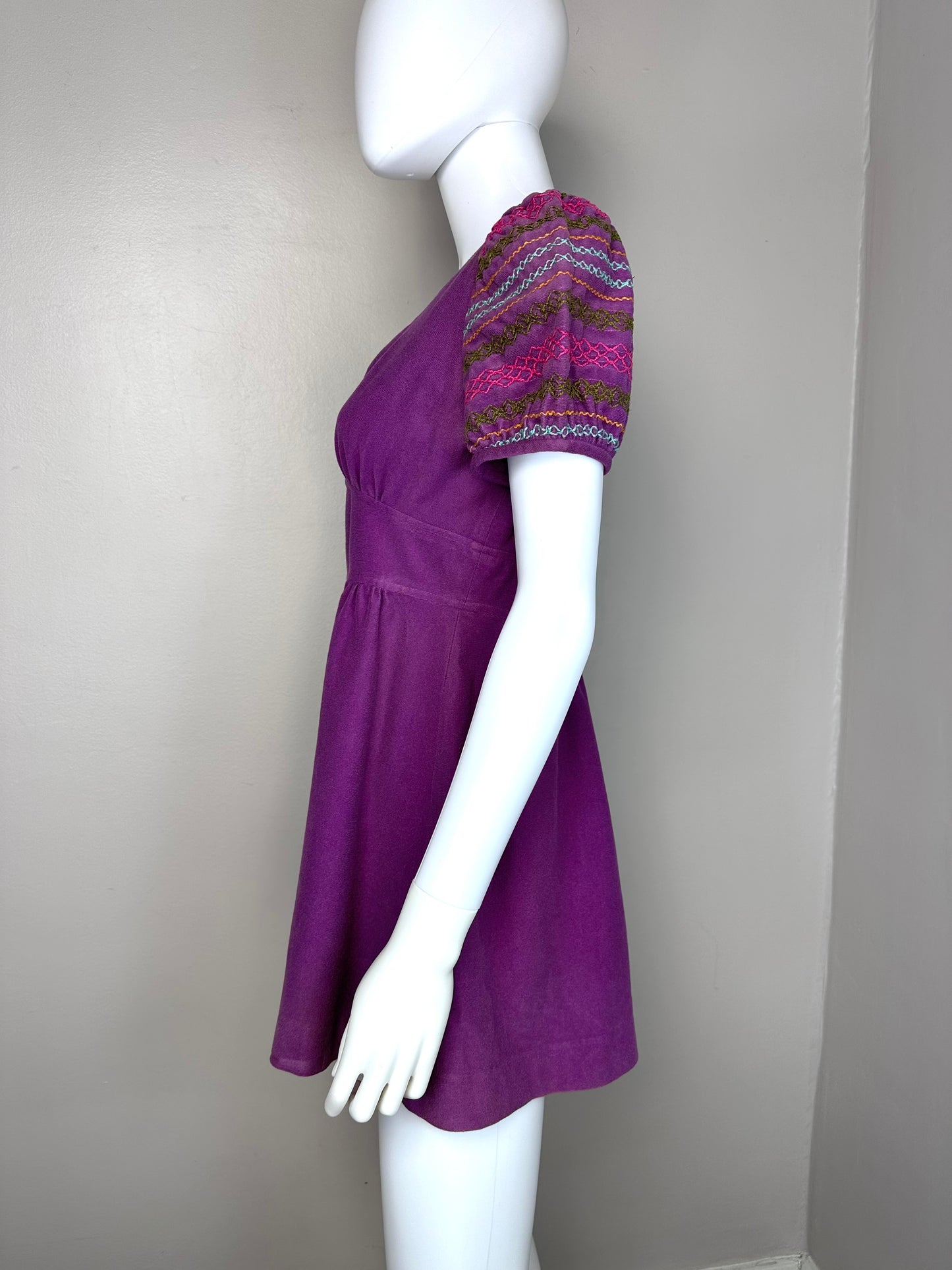 1970s Purple Velour Mini Dress with Embroidered Puff Sleeves, Terri Petites Size Medium