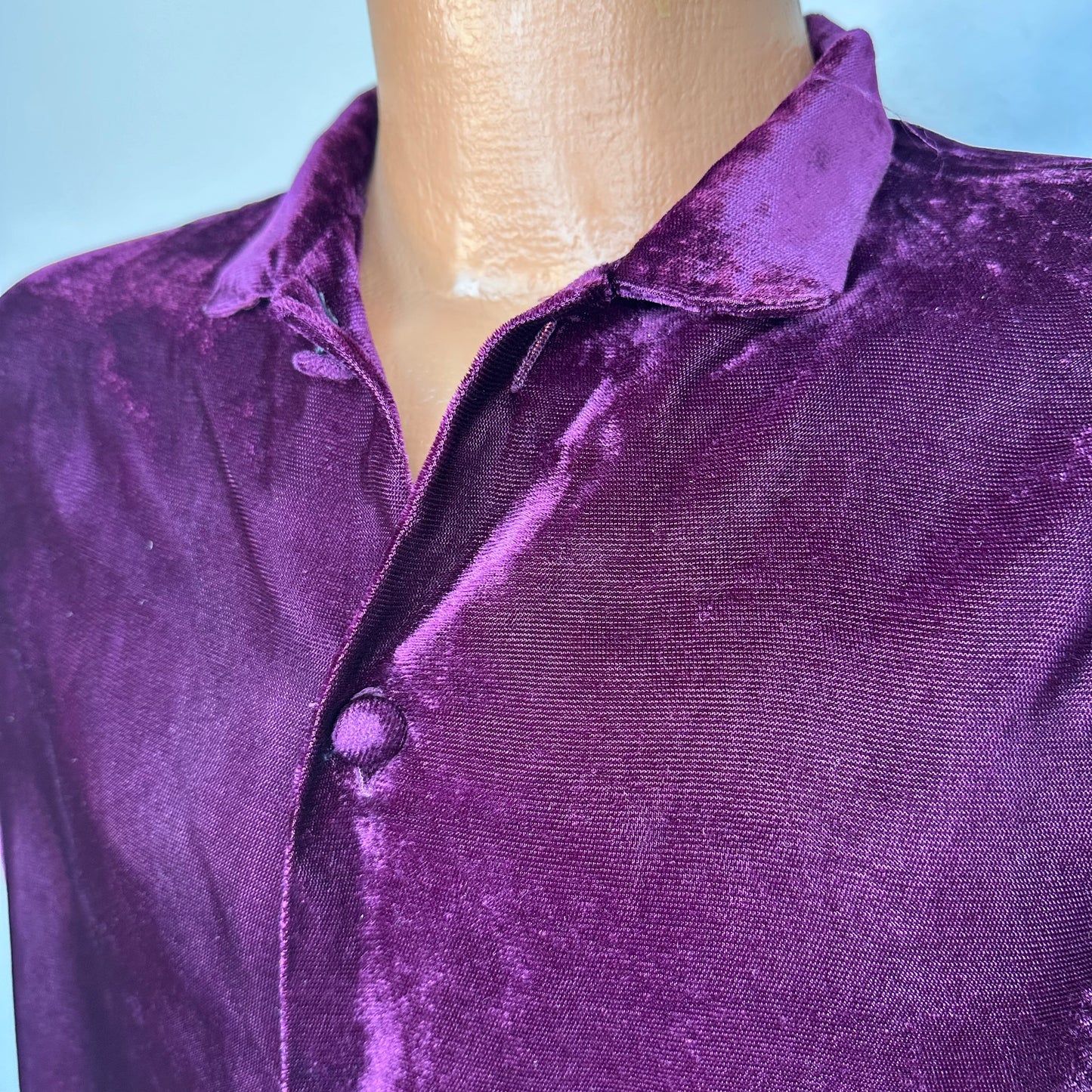 1960s Men’s Purple Velvet Shirt, Michael Webb for Carlyle Shirtmakers Size Medium