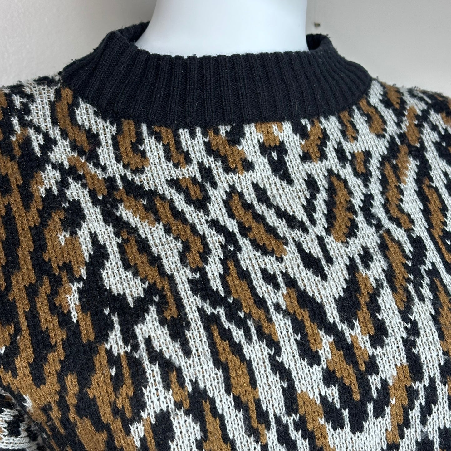 1980s Leopard Print Sweater, Prezzia Size Medium