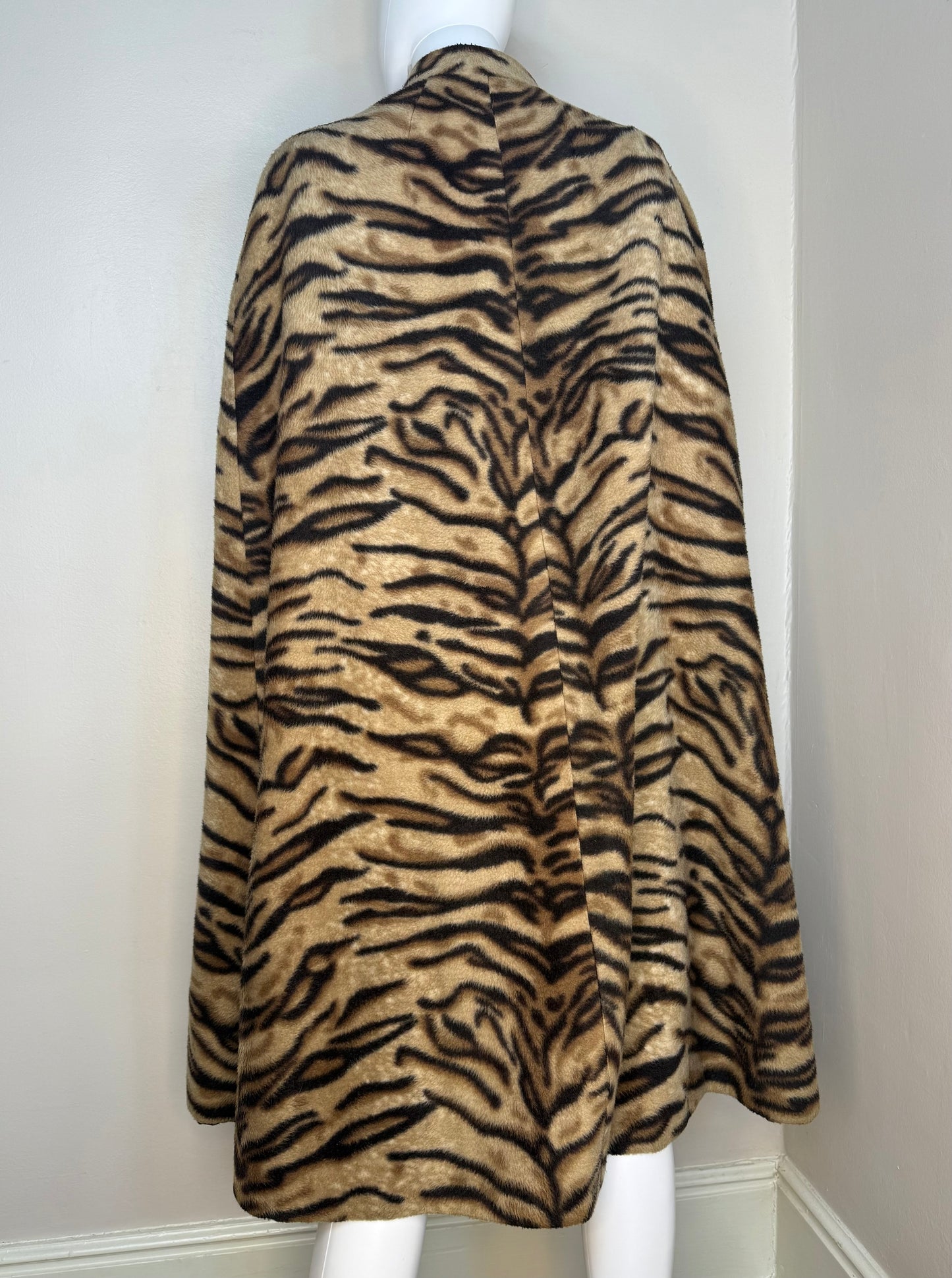 1960s/70s Faux Fur Cape, Tiger Print, Open Sizing