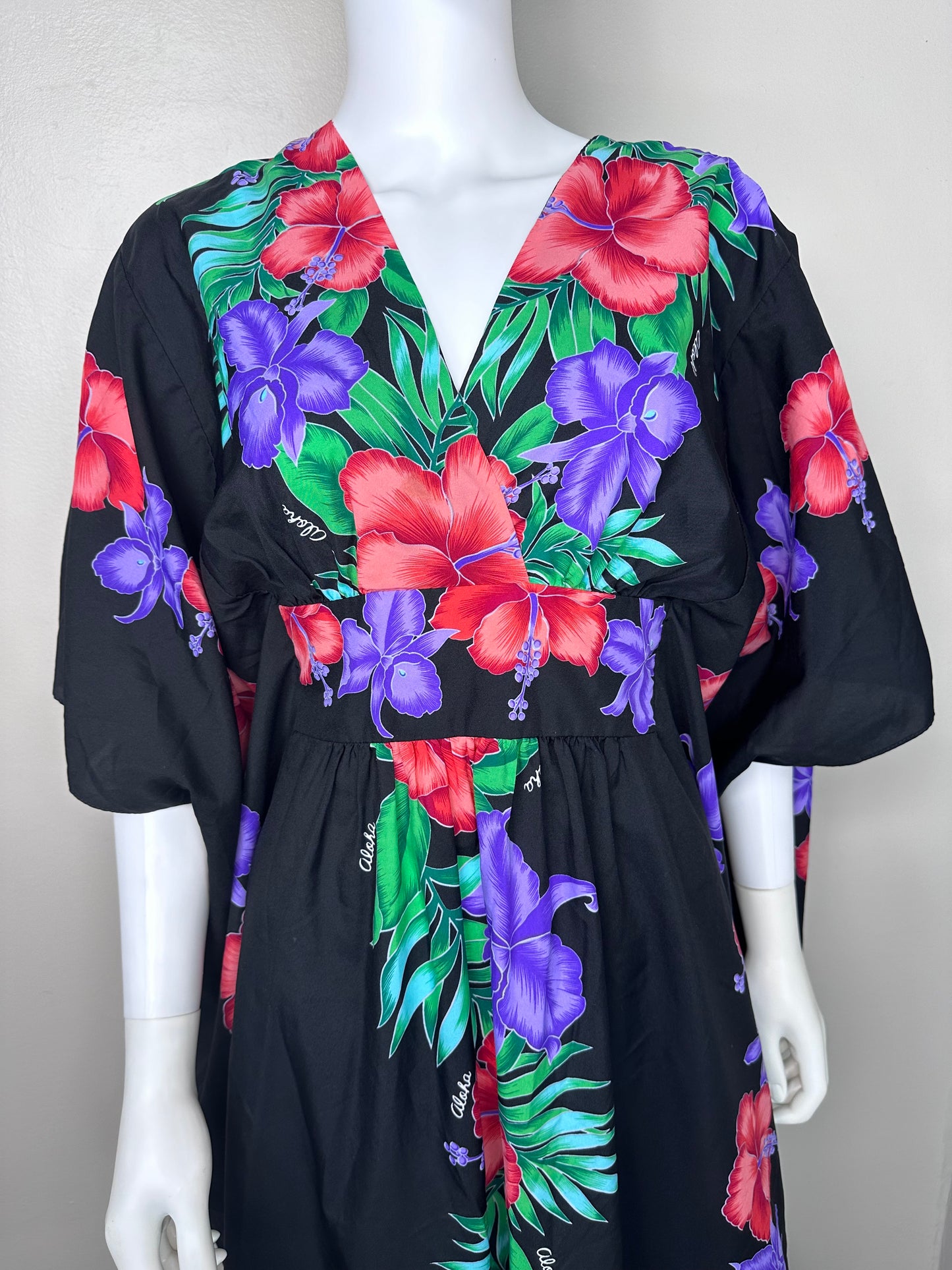 1970s/80s Black Hawaiian Floral Caftan Dress, Helena’s Hawaii, Loungewear, Open Sizing