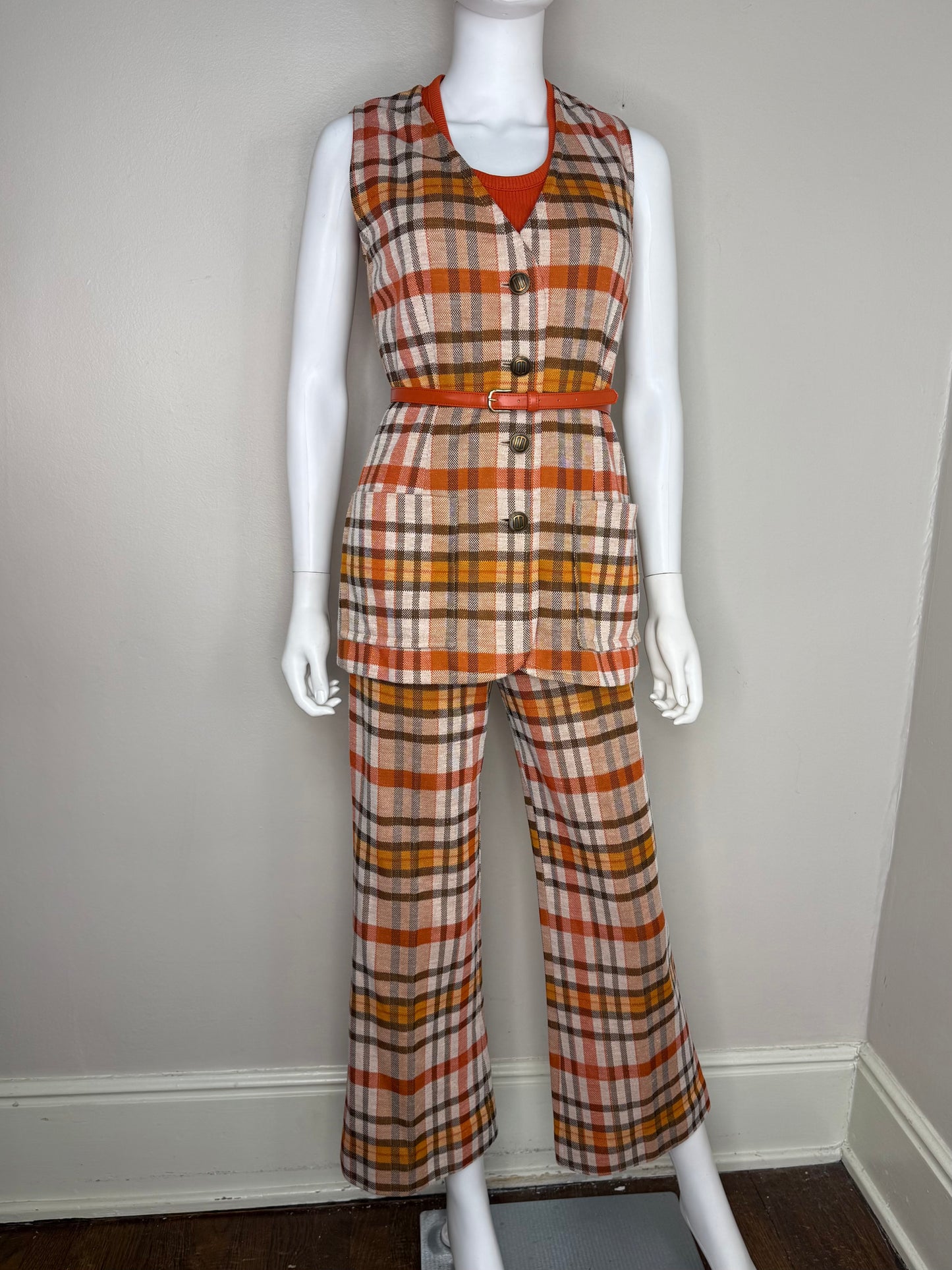 1970s Women’s Plaid Double Knit Pant Suit, Vest Top and Pants set, Peck & Peck for Act III Size Small