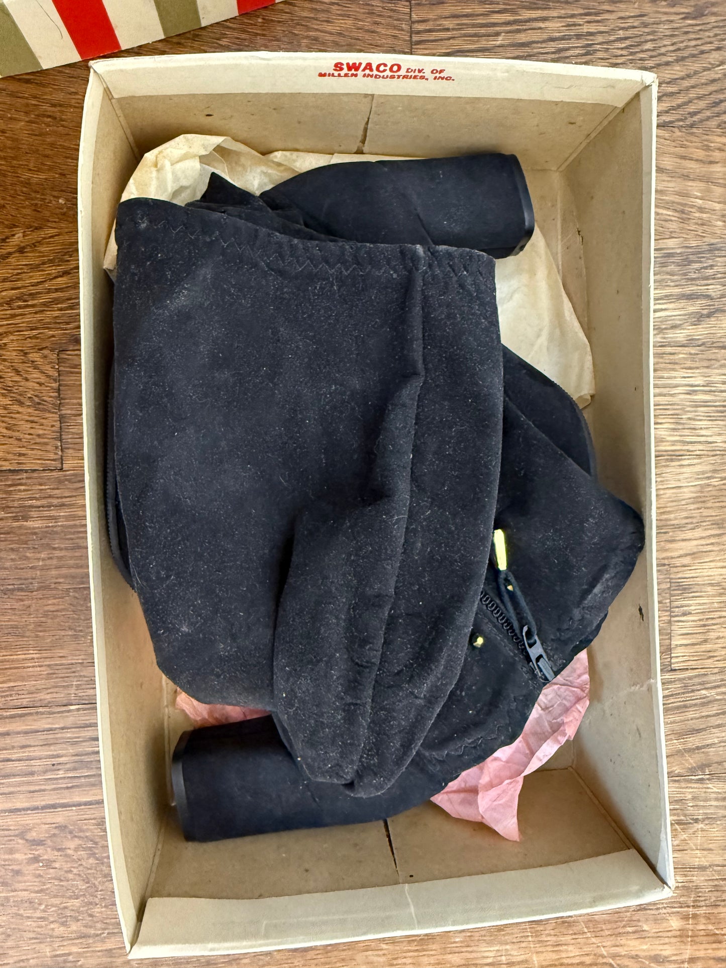 1960s/70s Black Velvet Studded Go go Boots, Riviera’s Size 7 1/2 Narrow