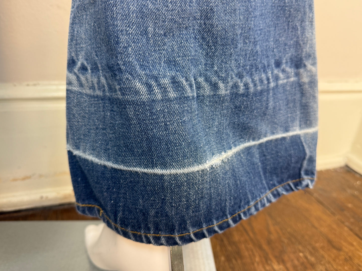 1970s Levi’s 684 Bellbottom Blue Jeans, 29"x31", Orange Tab