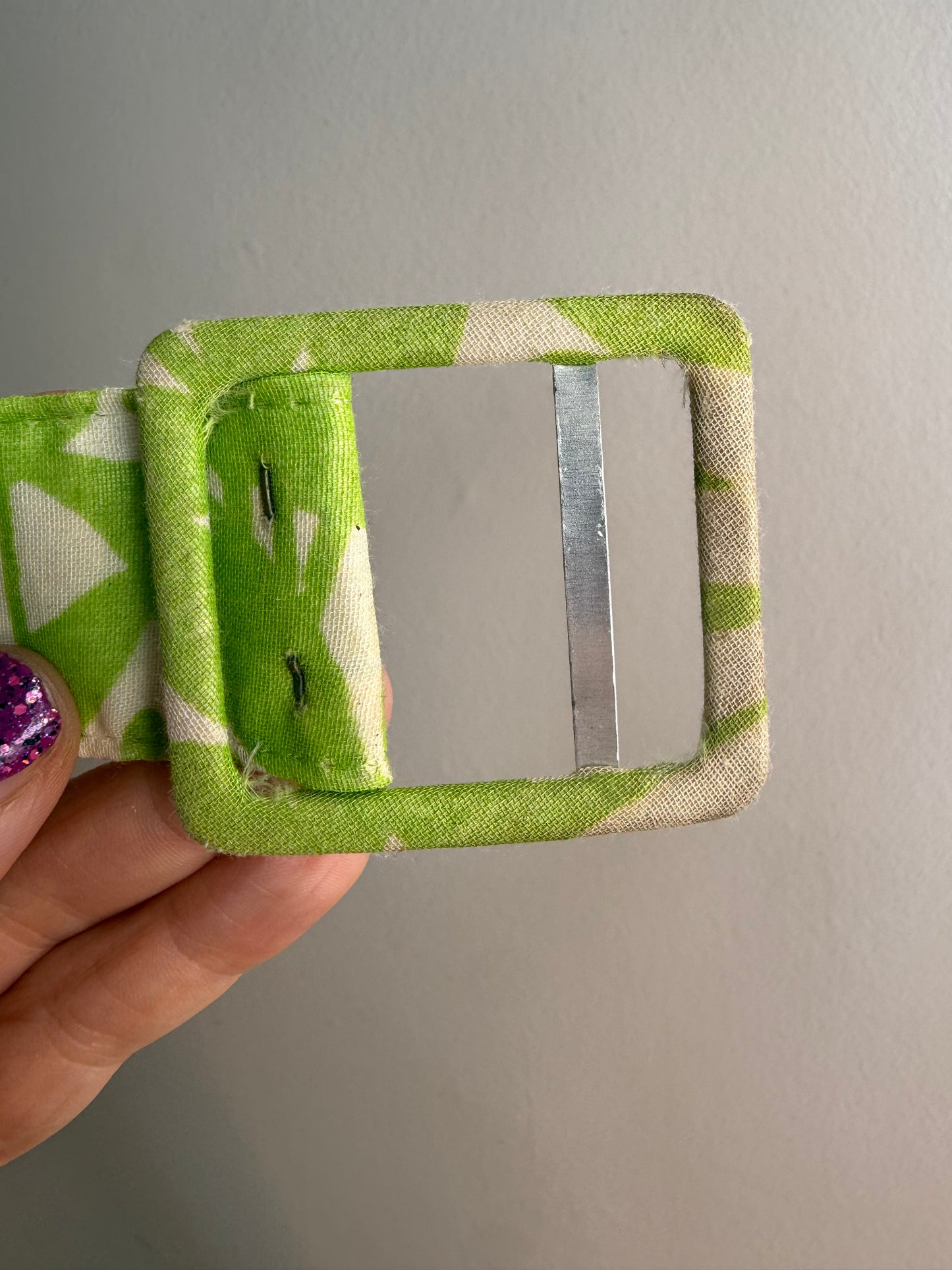 1960s Daisy Shirt Dress, Border Print, Size Medium