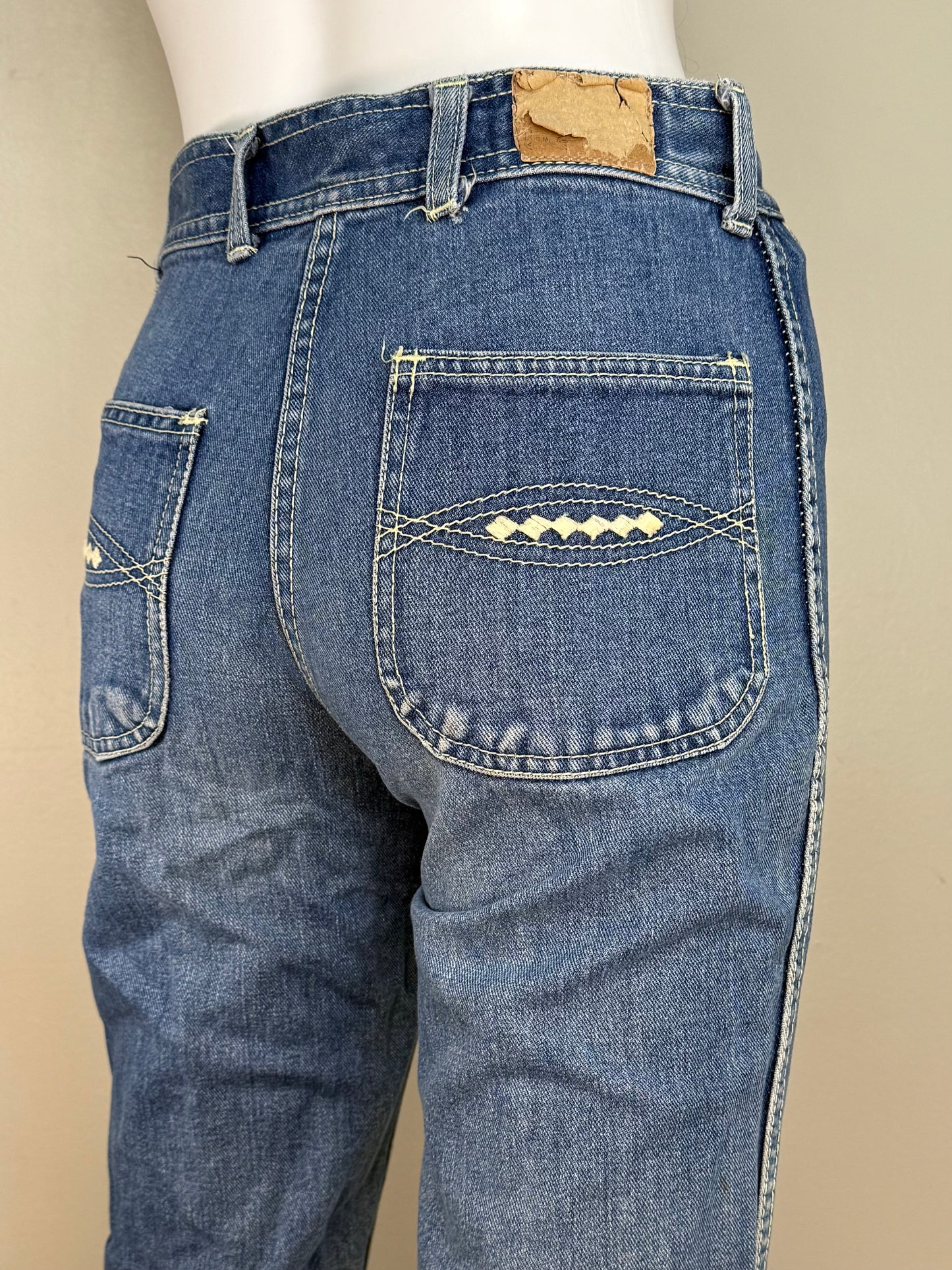 1970s Blue Jeans, High Rise, Straight Leg, Best Made Togs Size 0, 25.5"x30.25"