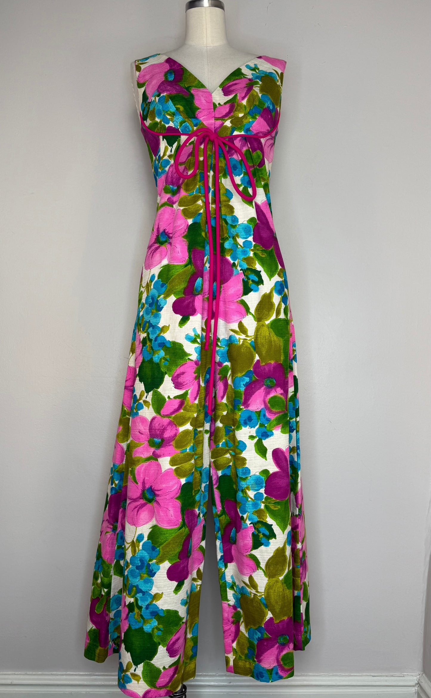 1960s Hawaiian Floral Cotton Barkcloth Jumpsuit, Wide Leg, Lauhala Hawaii Size XXS