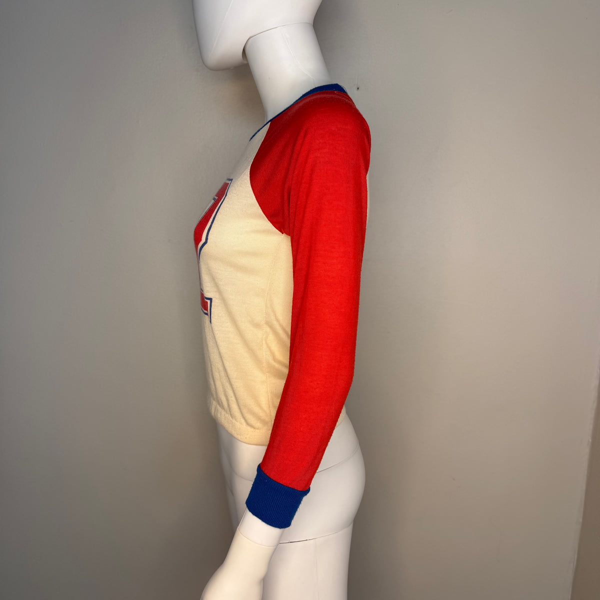 1970s/80s Kids' Athletic Style Long Sleeve T-Shirt, Silvil Size Youth Medium, No 32