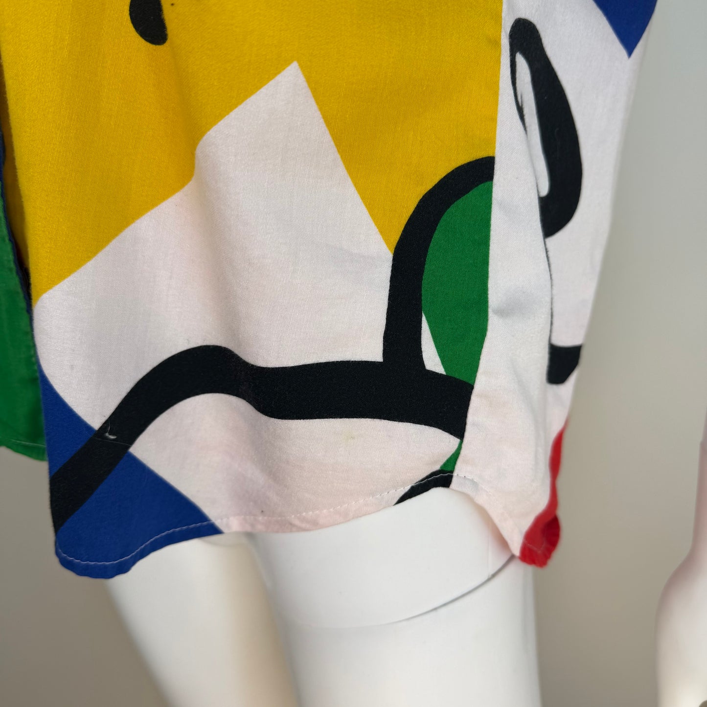 1980s Abstract Geometric Blouse, Saint Germain Paris Size Medium, Memphis Art Style