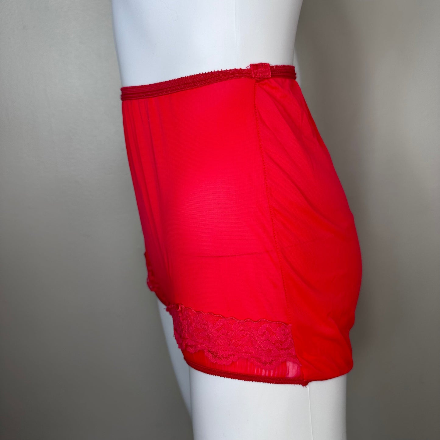 1950s Red Nylon High Waisted Panties with Knife Pleat Inserts, Movie Star Size 6, Mushroom Gusset