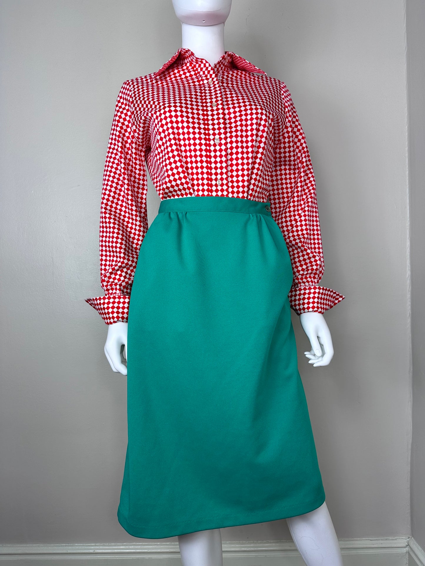 1980s Kelly Green Skirt, Classic Wear Size Medium