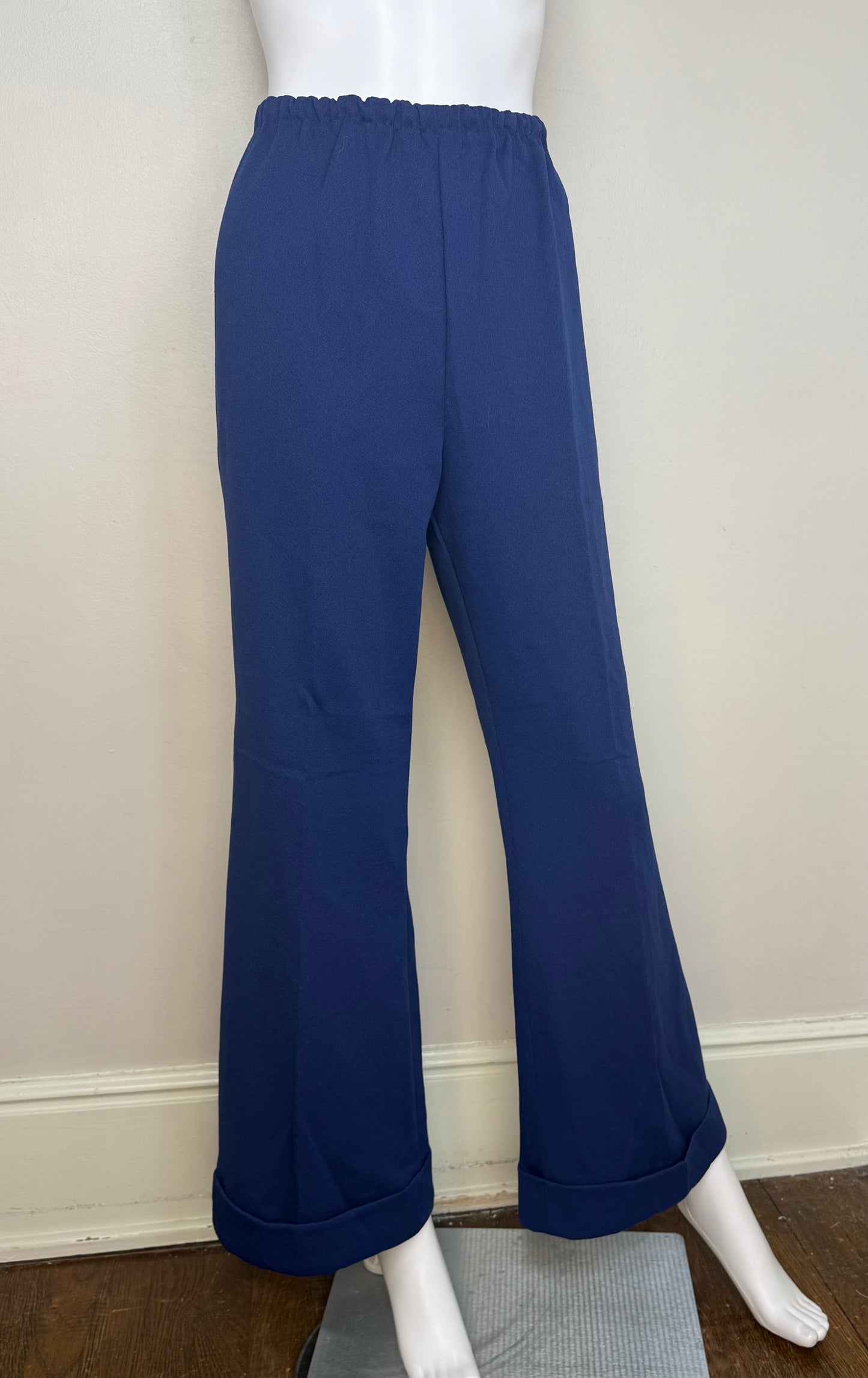 1970s Double Knit Short Sleeve Pant Suit, Navy Blue Polyester Tunic and Bell Bottom Pants, Size Medium