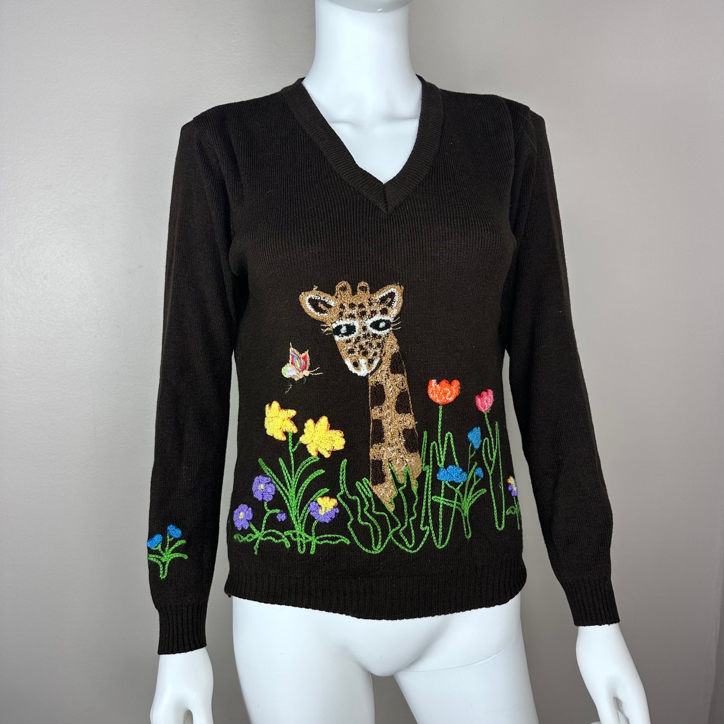 1970s/80s Embroidered Giraffe Sweater, Cyn-Les Shirlee Designs Size M/L