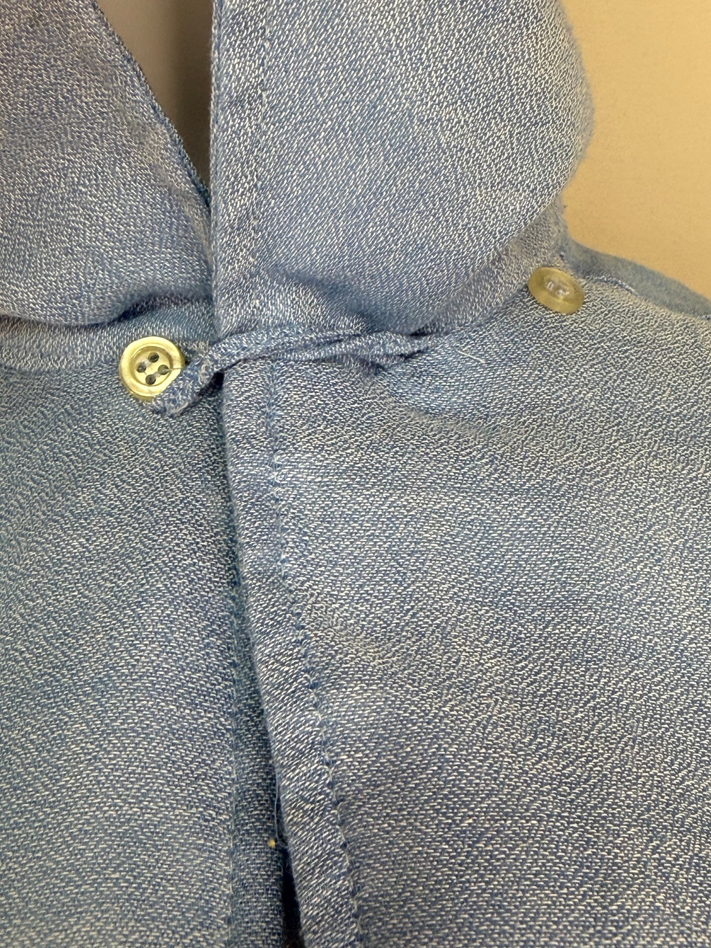 1970s Men’s Blue Tunic, Deep V Pull Over Collared Poet Shirt, 417 Van Heusen Vanopress Body Fit Size Medium
