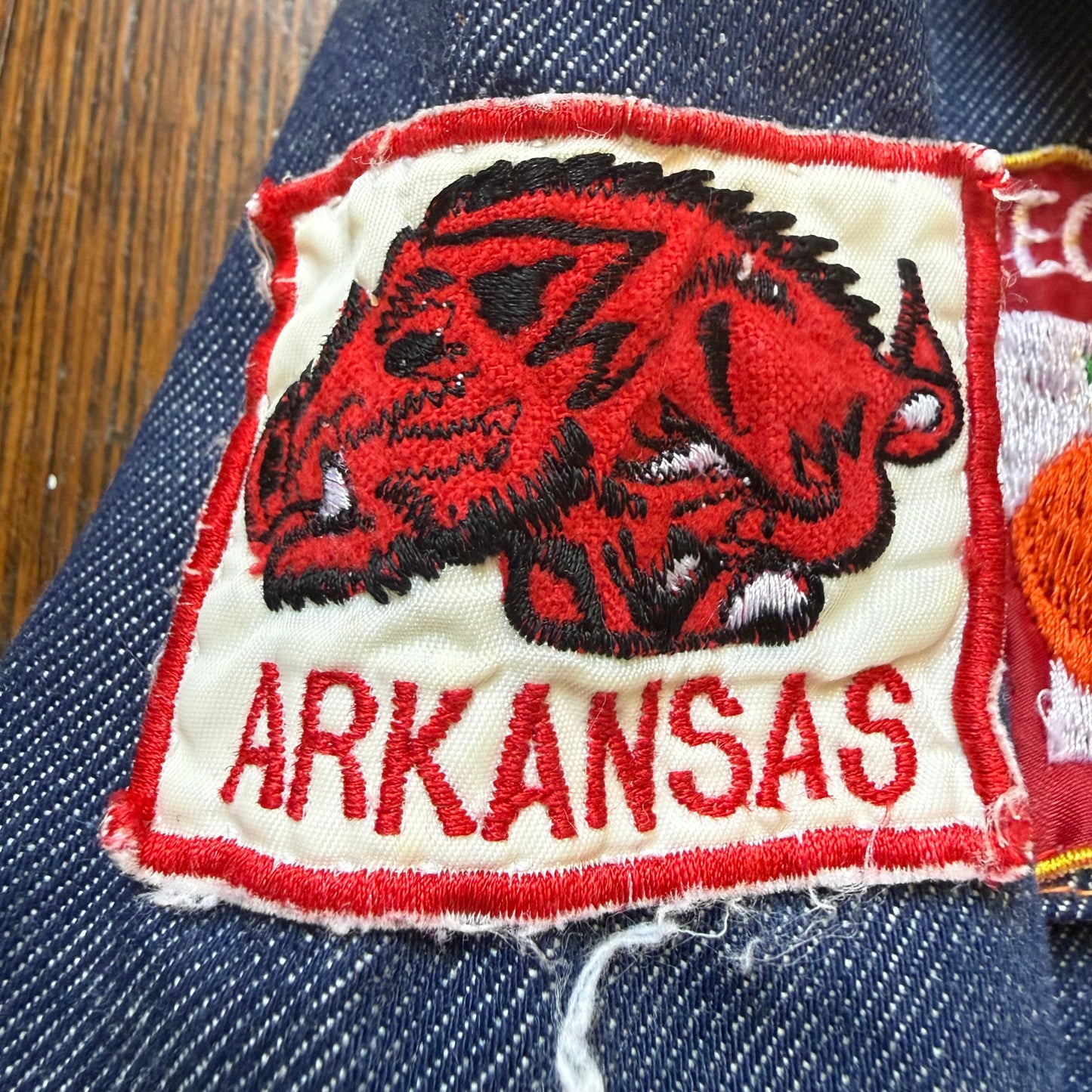 1970s Kids’ Blue Jean Denim Jacket with Southern US States Travel Patches, Selvage, Towncraft JR Boys JCPenney Size 4/5