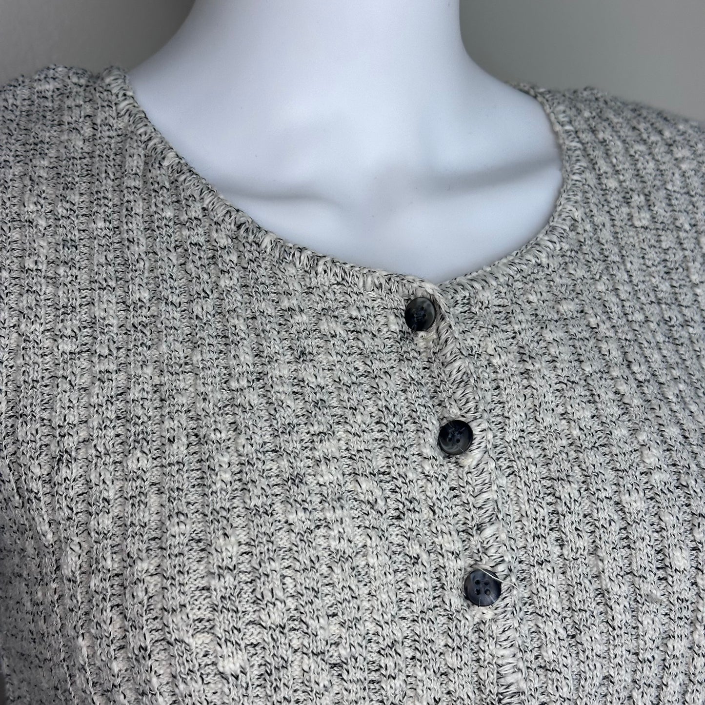 1990s Grey Rib Knit Short Sleeve Cropped Cardigan Sweater, It’s Our Time Fashion Avenue Knits Size Medium