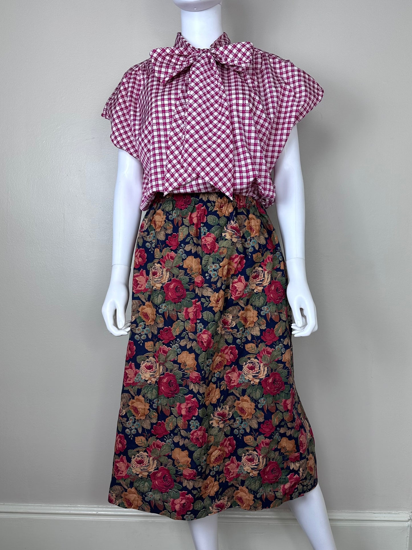 1970s Raspberry Plaid Sleeveless Bow Blouse, Laura Mae Size 1X/2X