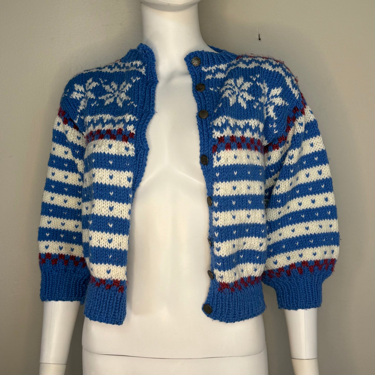 1960s/70s Hand Knit Snowflake Cardigan Sweater with Pewter Buttons, Size X-Small