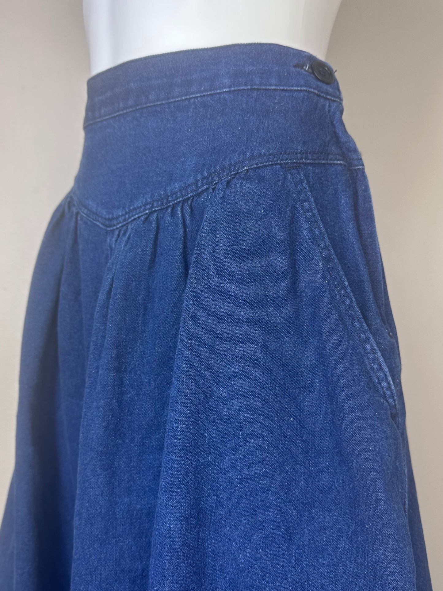1980s Denim Midi Skirt, Wrangler Size S/M, Full, Side Zip