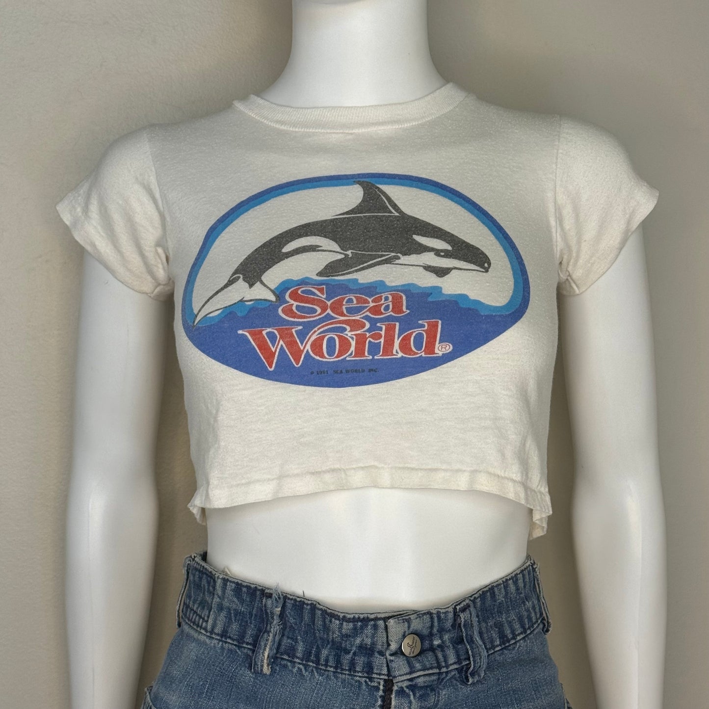 1980s Sea World Cropped T-Shirt, Shamu Orca Whale, Size 8/10
