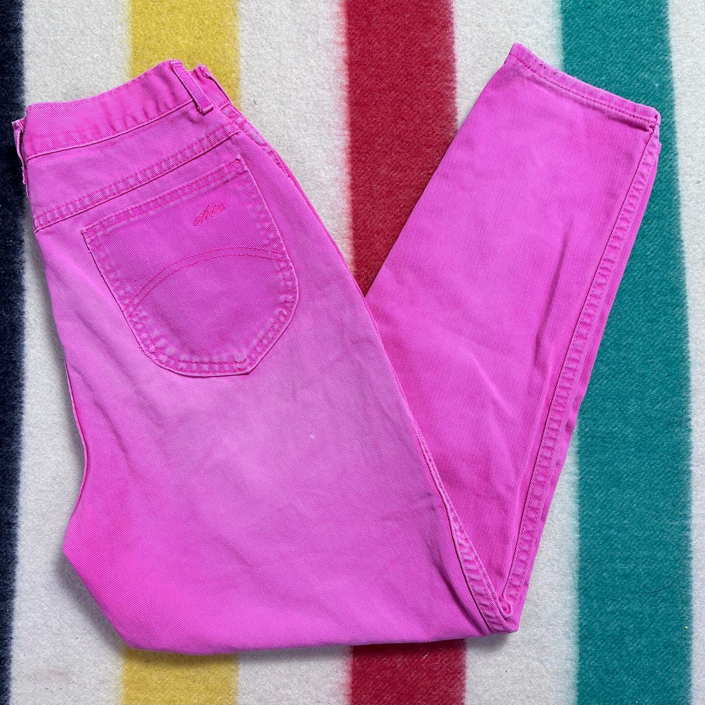 1980s Chic Hot Pink Jeans, Size 8, 28"x28.25"