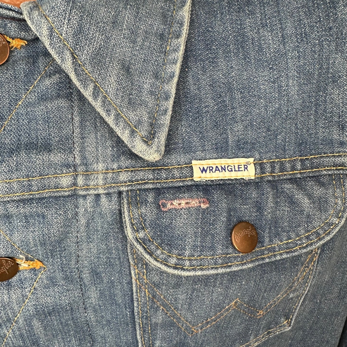 1970s/80s Wrangler No Fault Denim Jacket, Size Large, 100% Cotton with Sanfor-Set