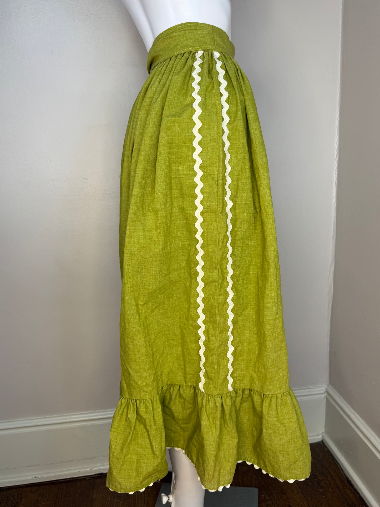 1970s Green Prairie Skirt with Ric Rack Trim, Handmade, Girls 10/12, Adult XXS