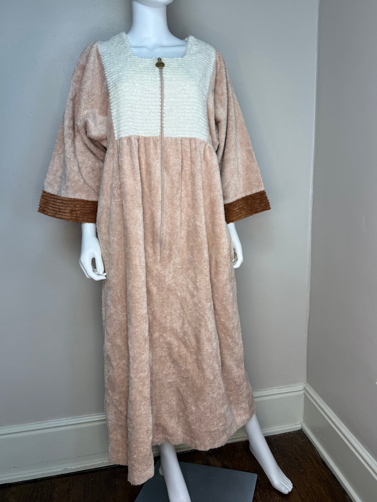 1980s Chenille Zip Up Robe, Towel Dress, Stan Herman Size Medium