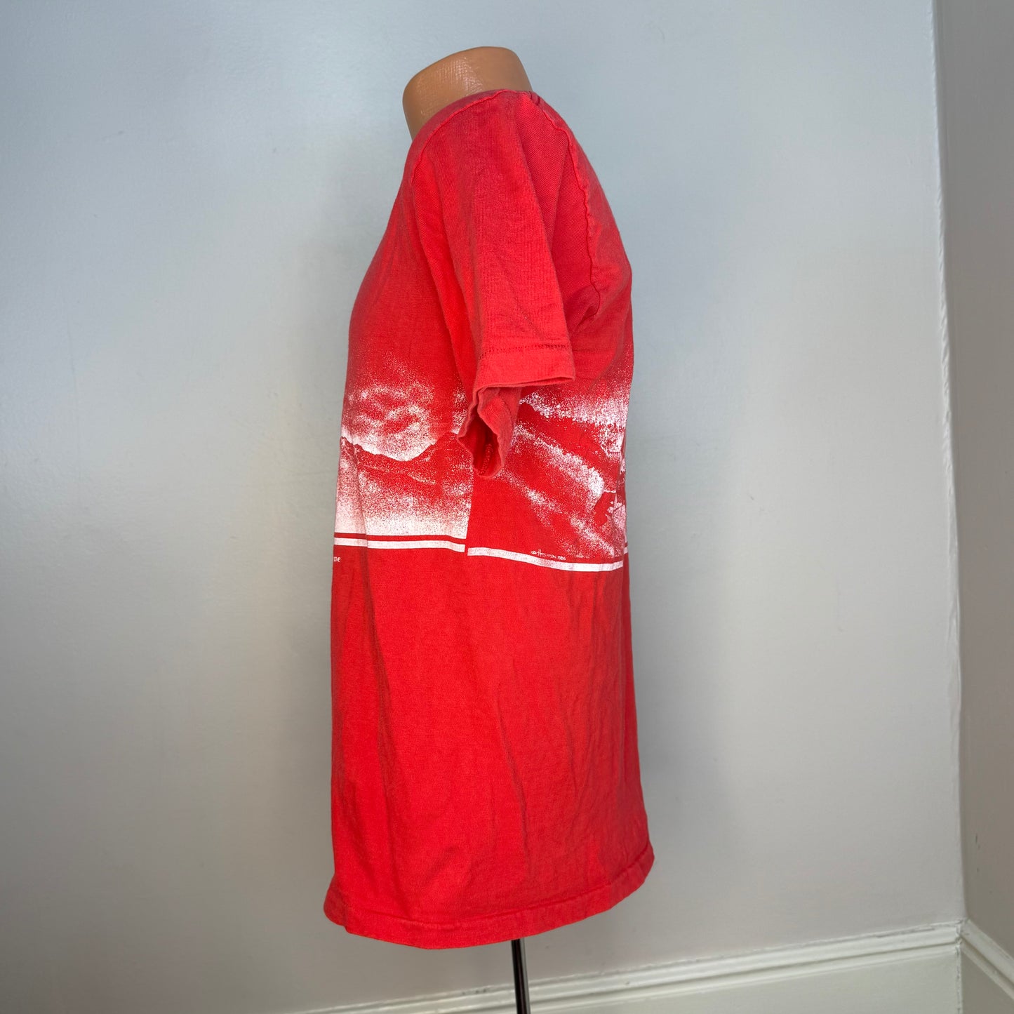 1980s Ski the Summit Red Wrap Around Print T-Shirt, Oneita Power-T Size Medium, Colorado, Hogenson 1985